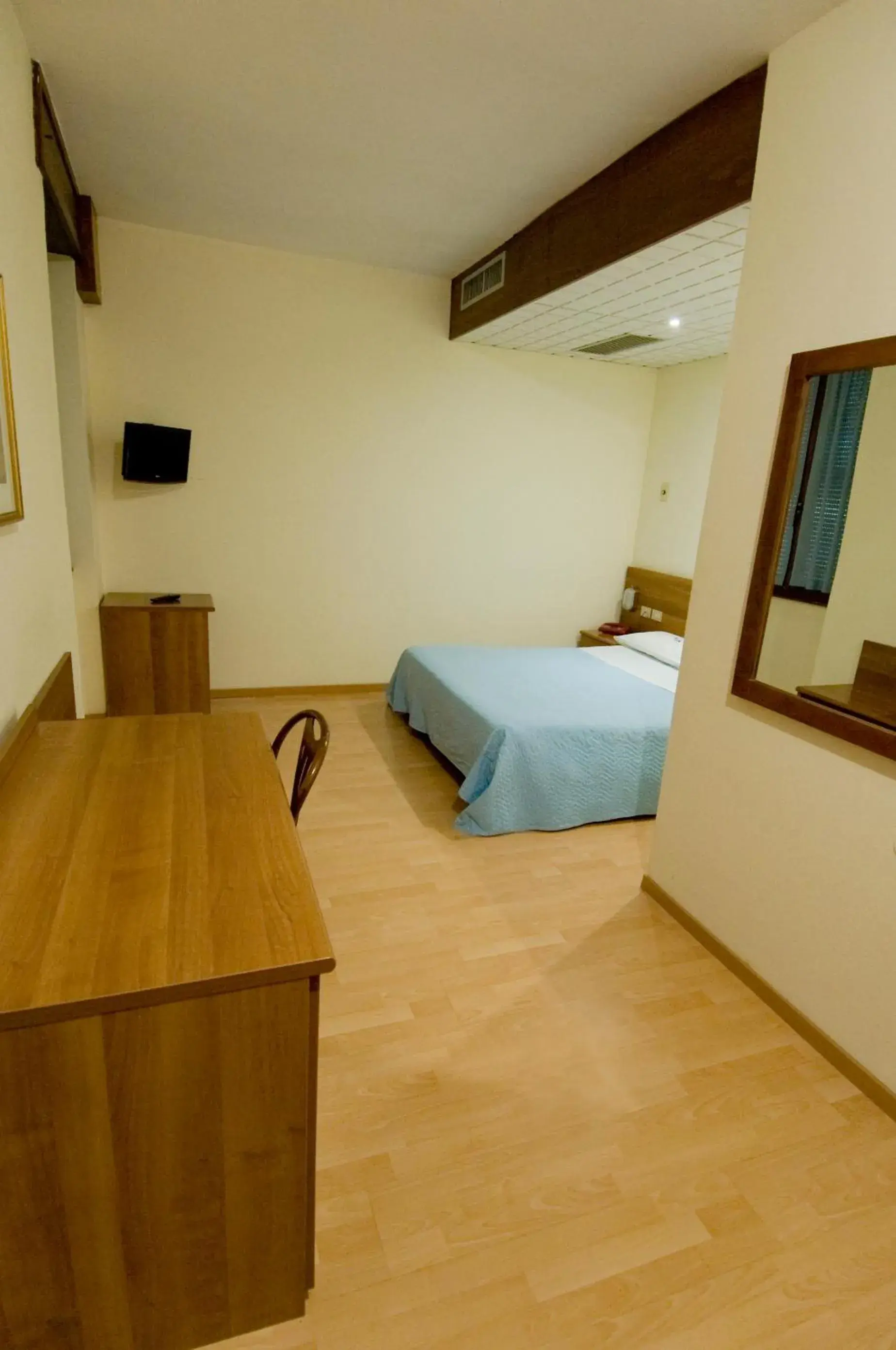 Double Room - single occupancy in Hotel Europa Double Room - single occupancy in Hotel Europa