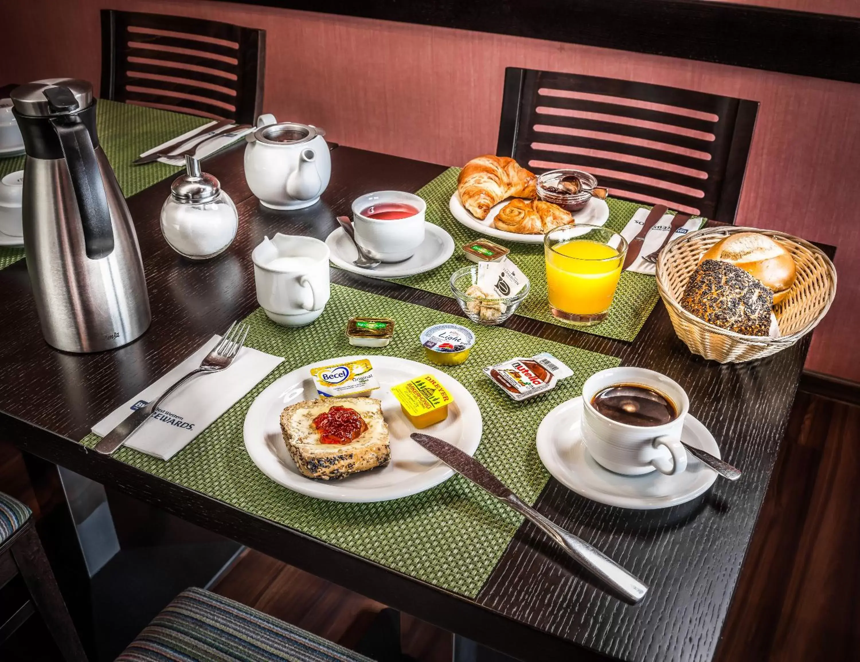 Breakfast in Best Western Raphael Hotel Altona
