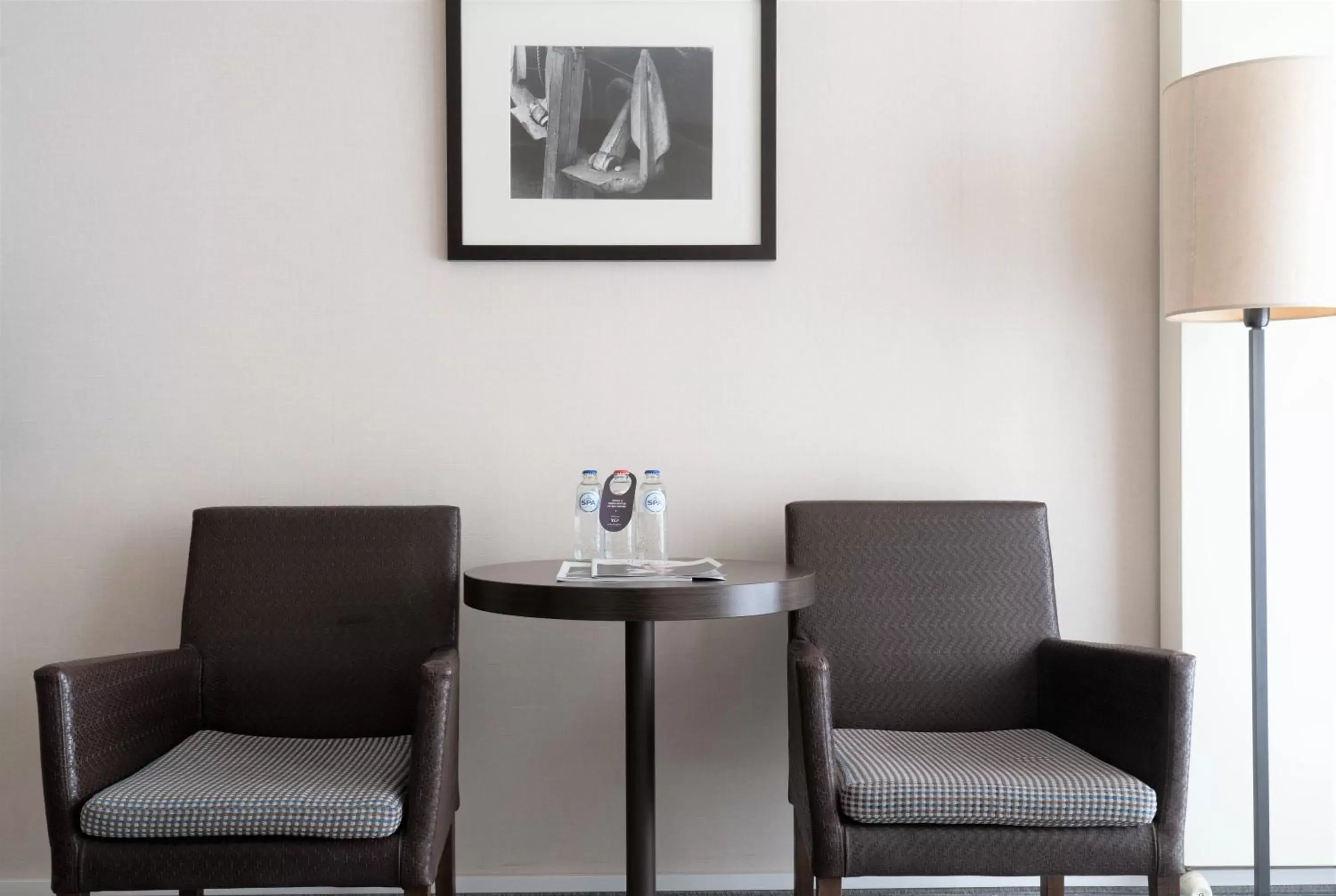 Seating Area in Hotel Aazaert by WP Hotels