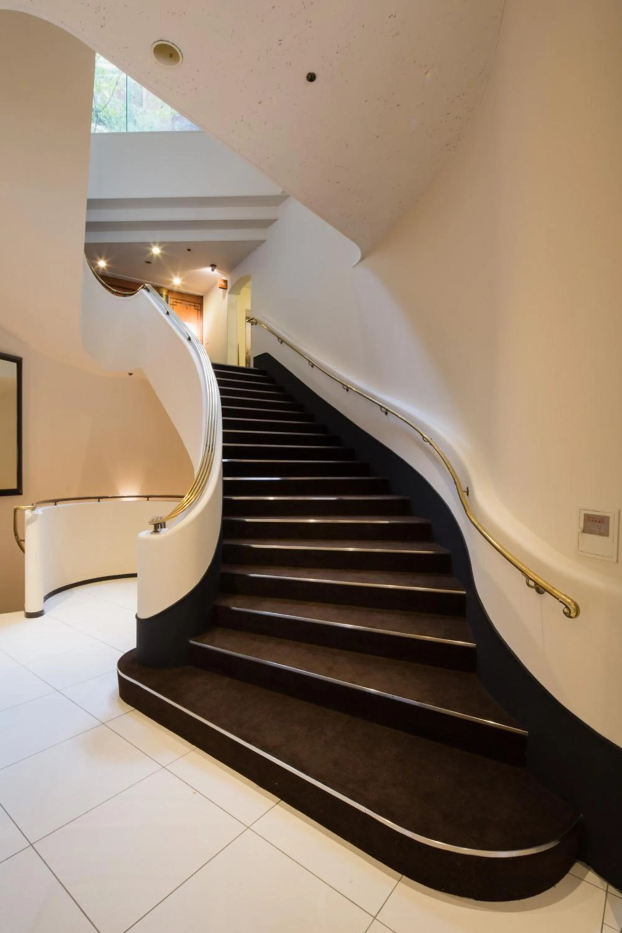 Lobby or reception in Ginza Grand Hotel