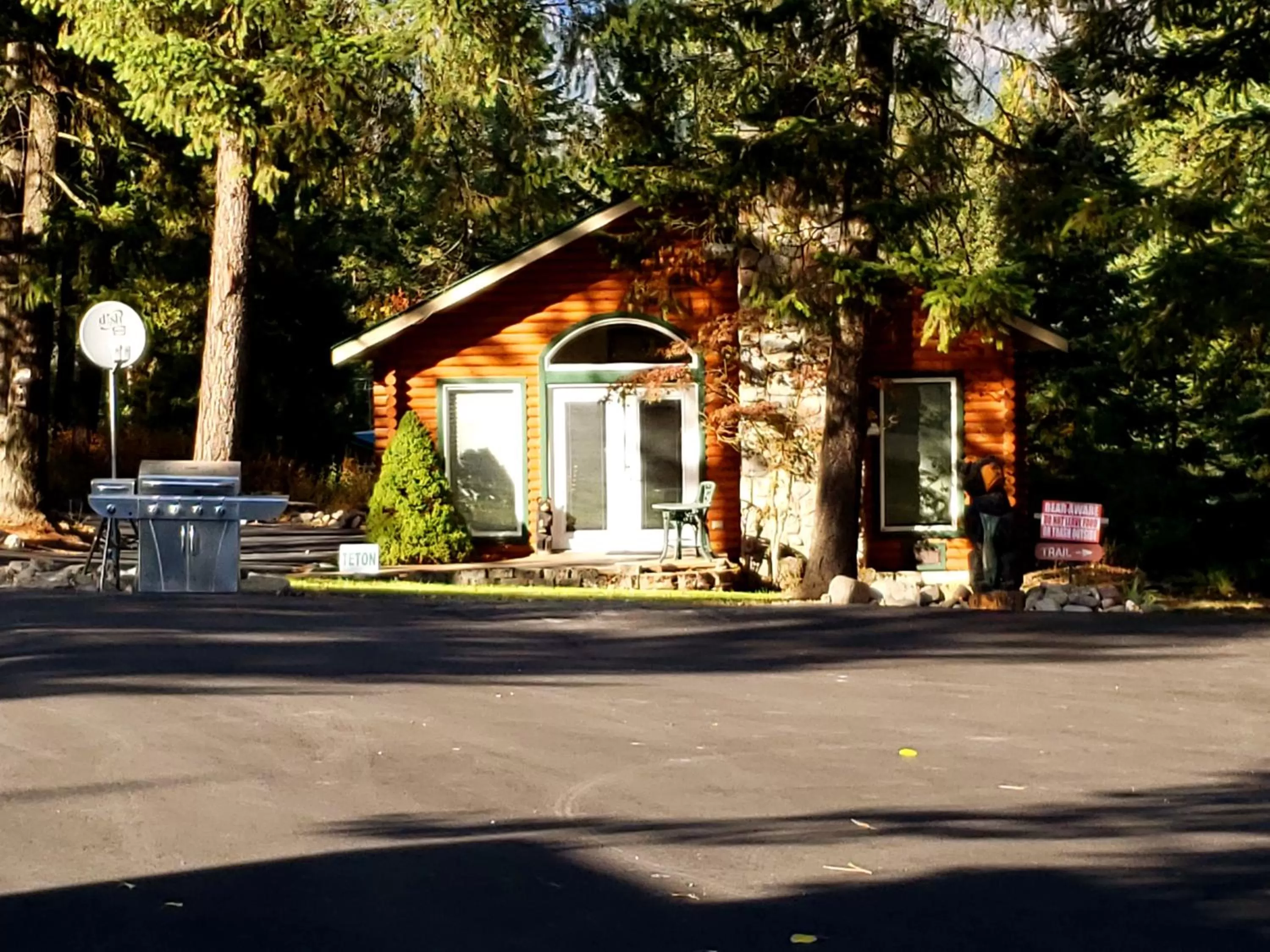 Natural landscape in Riverfront Motel & Cabins