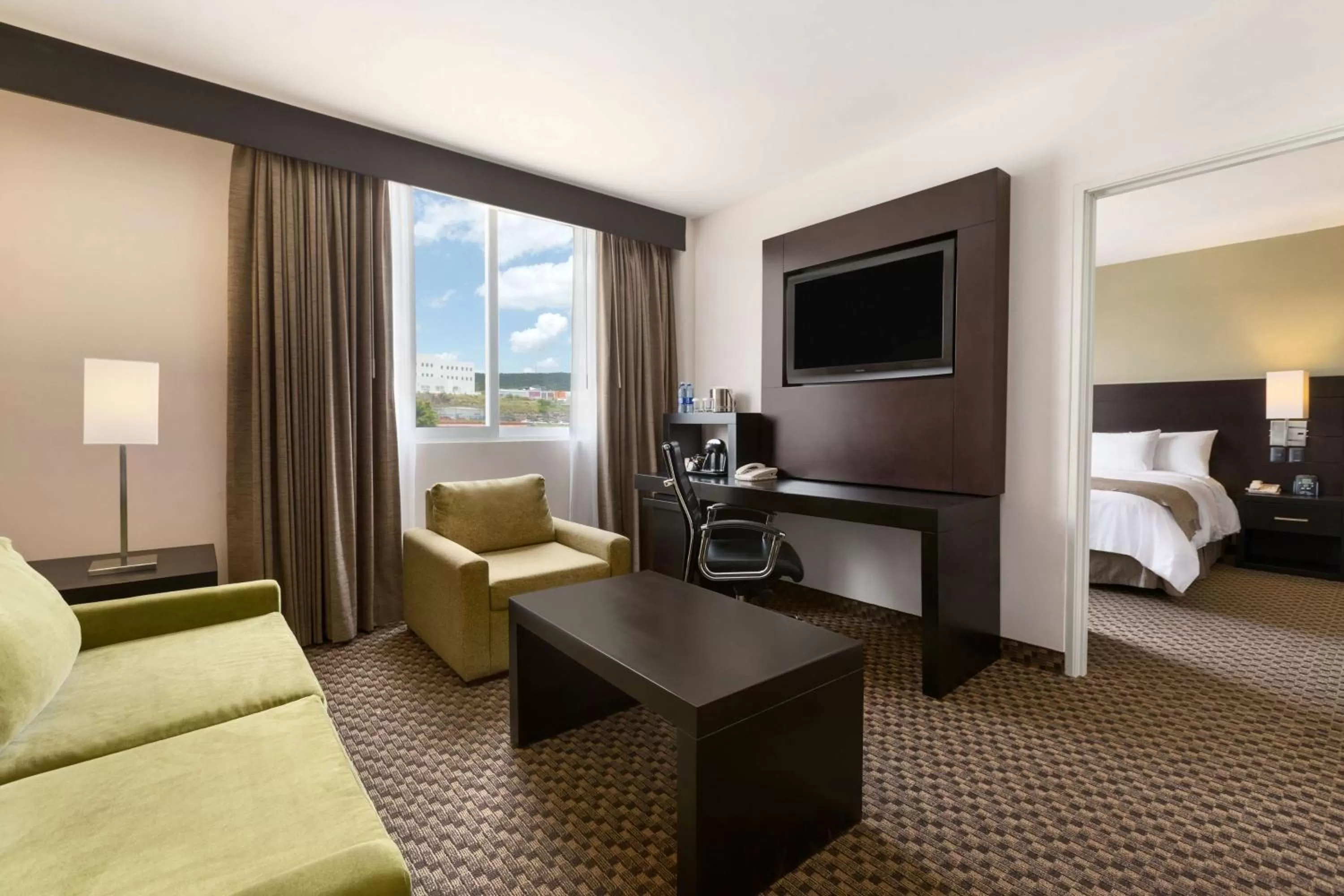 Bed in DoubleTree by Hilton Queretaro