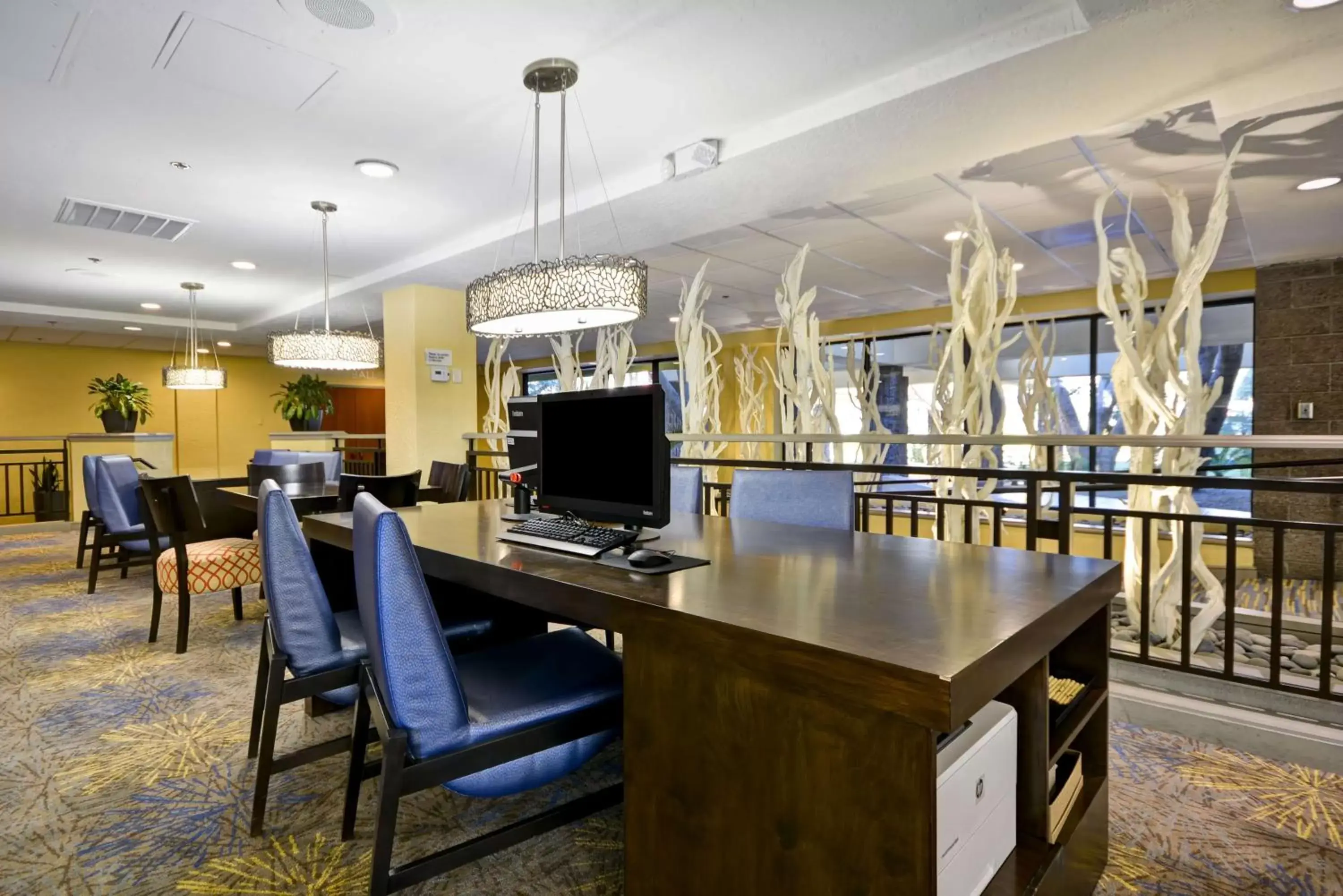 Business facilities in DoubleTree by Hilton Phoenix North