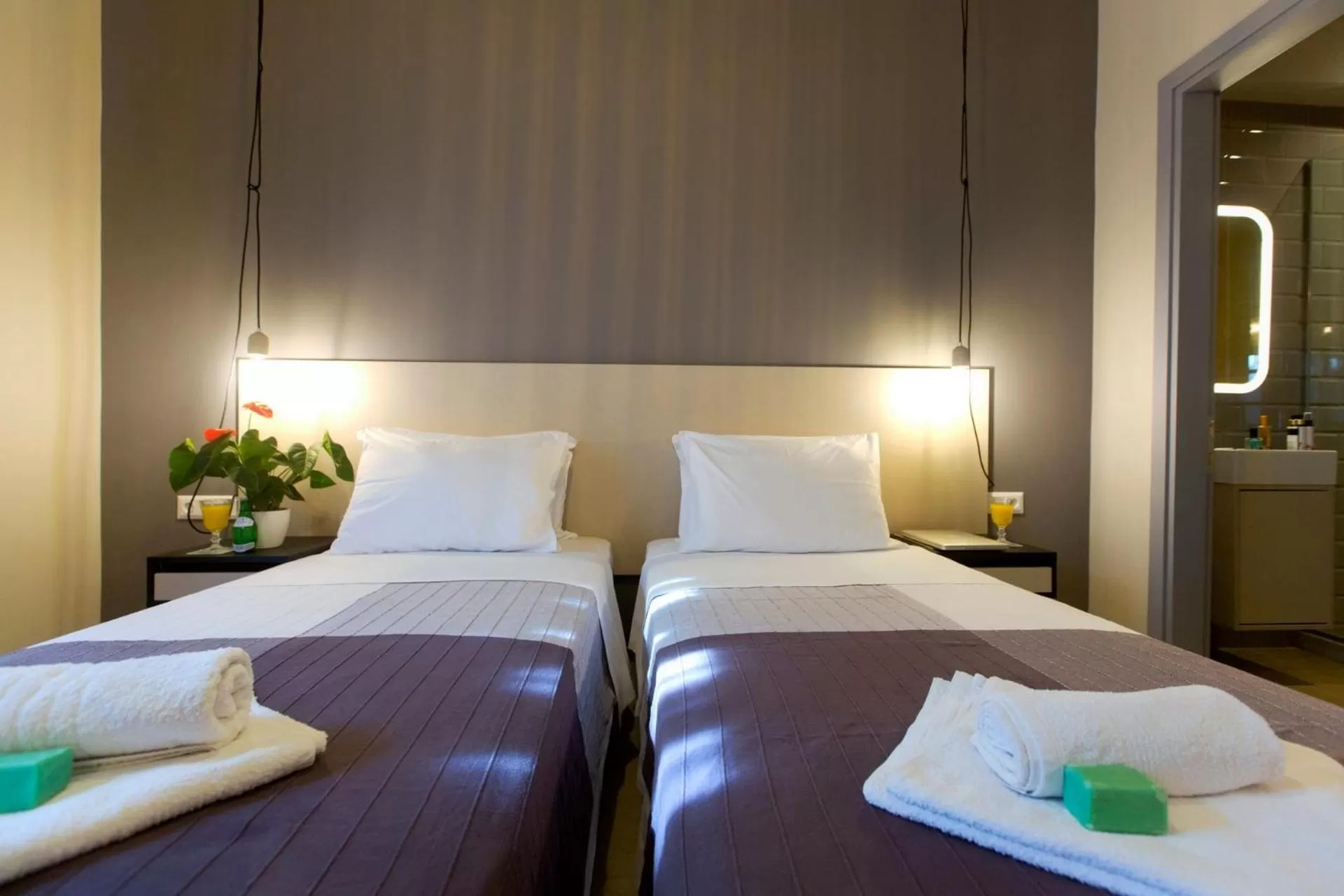 Bed in LOC HOSPITALITY Urban Suites