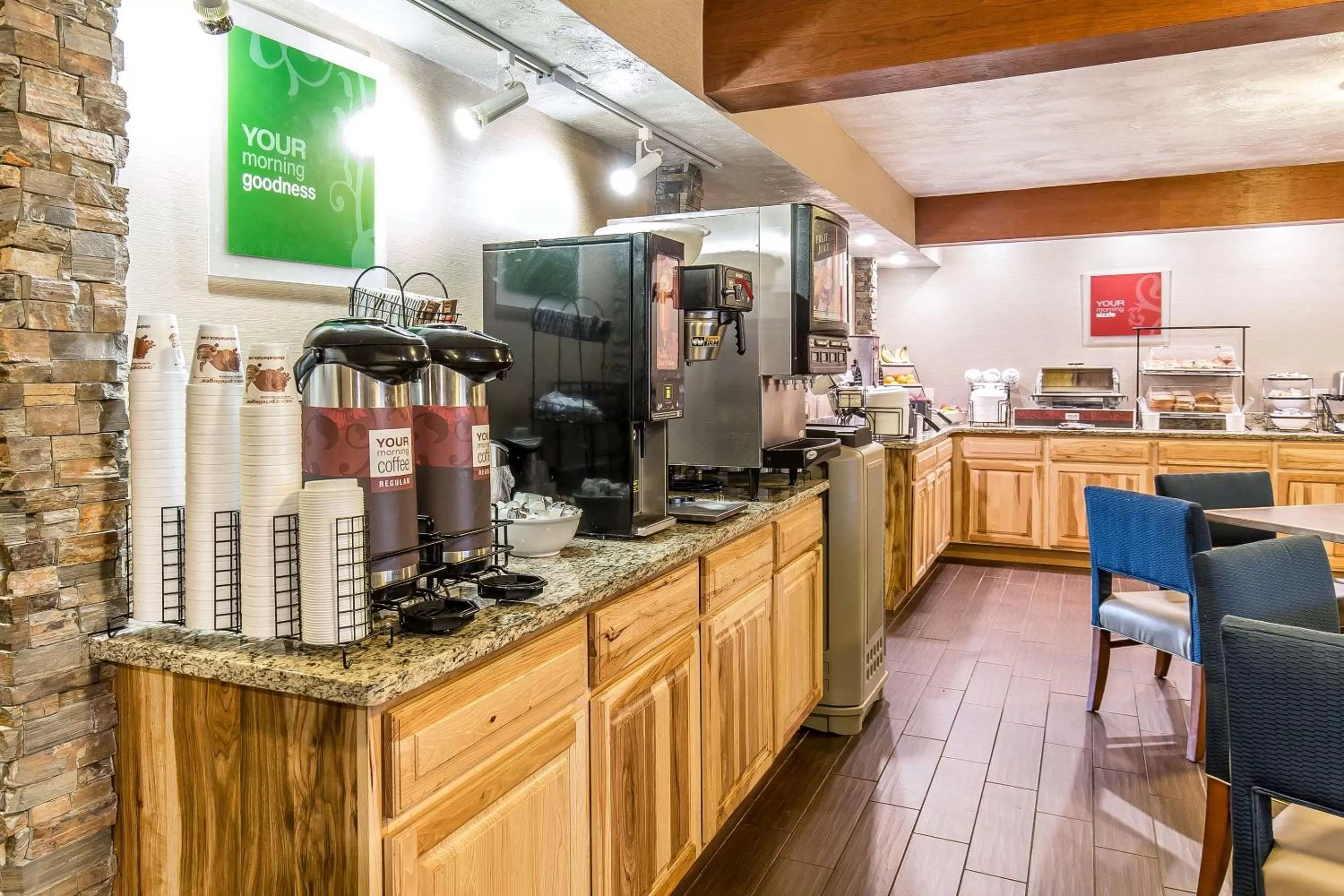 Restaurant/places to eat in Comfort Inn Green River National Park Area