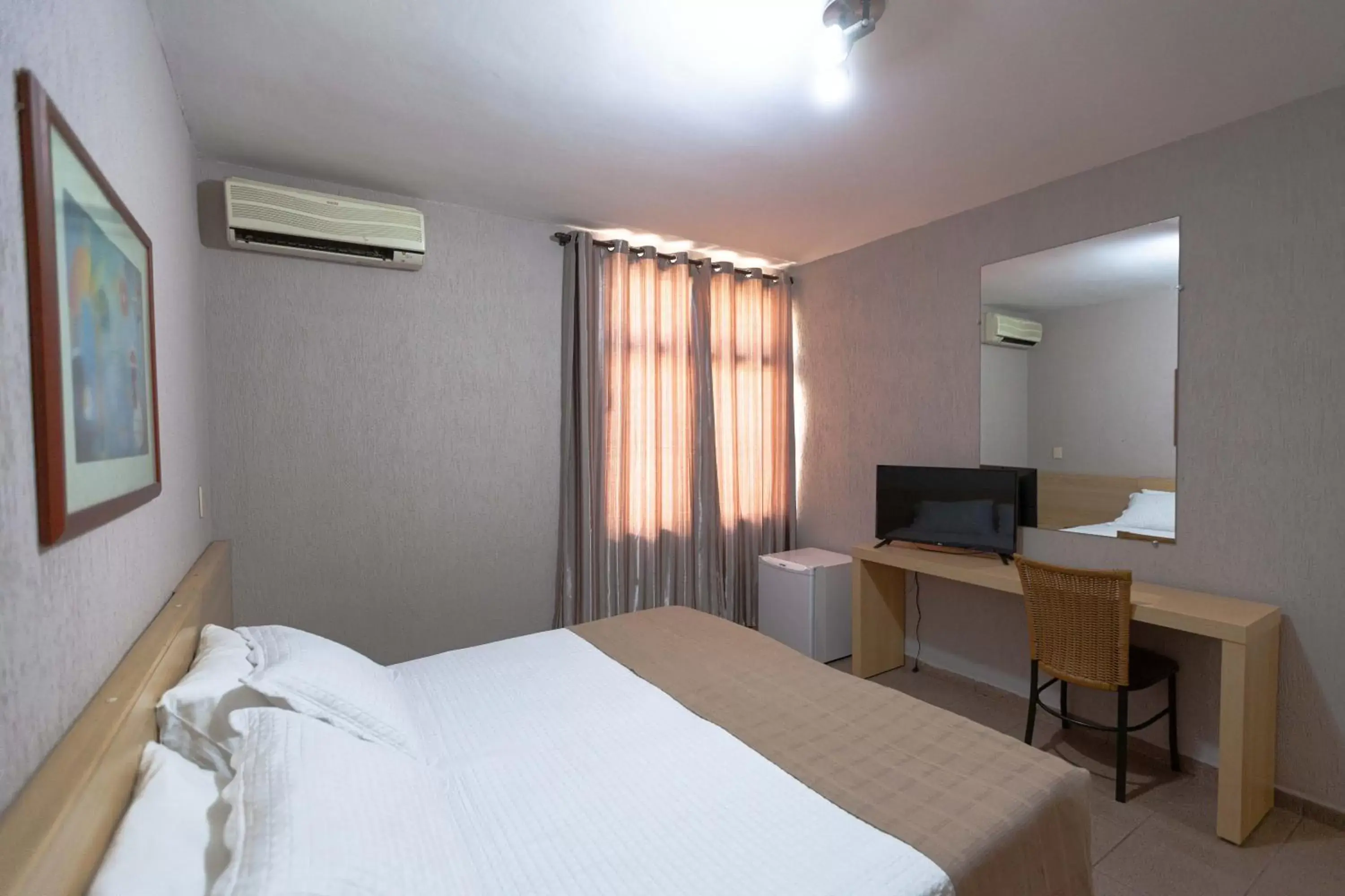 Bedroom, Bed in Hotel Foz do Iguaçu