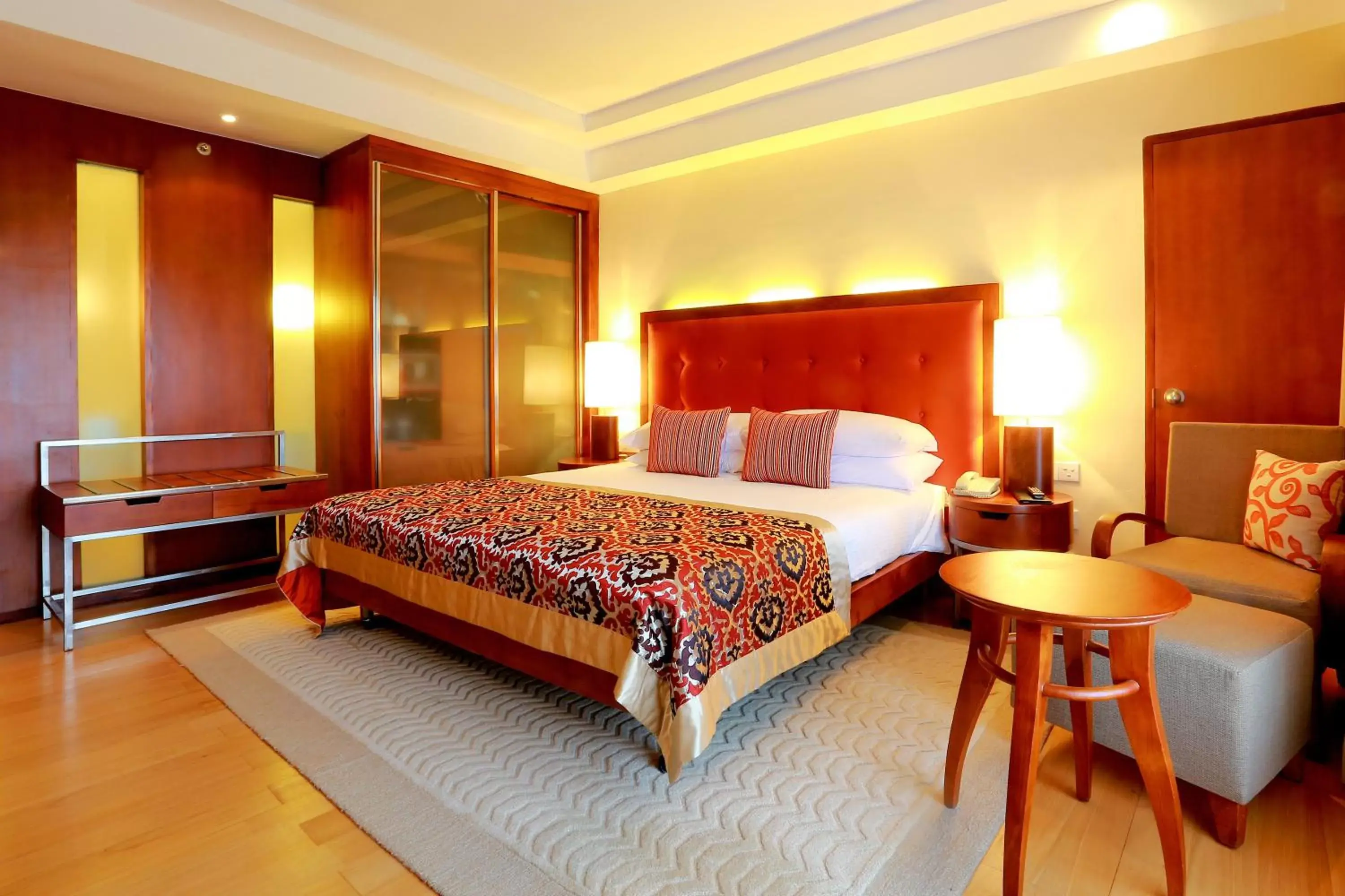 City view, Bed in Taj Samudra