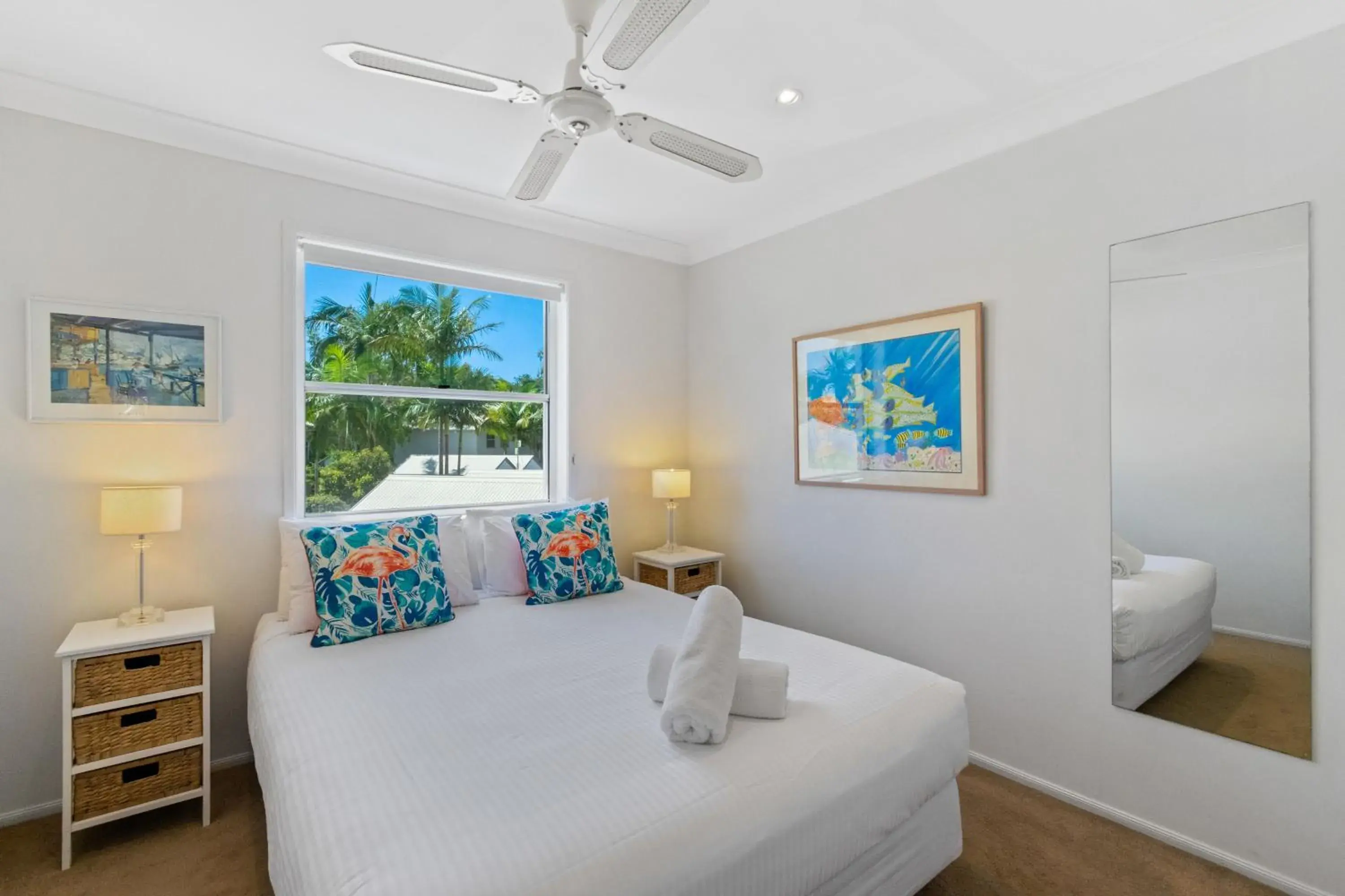 Bed in Noosa Entrance Waterfront Resort