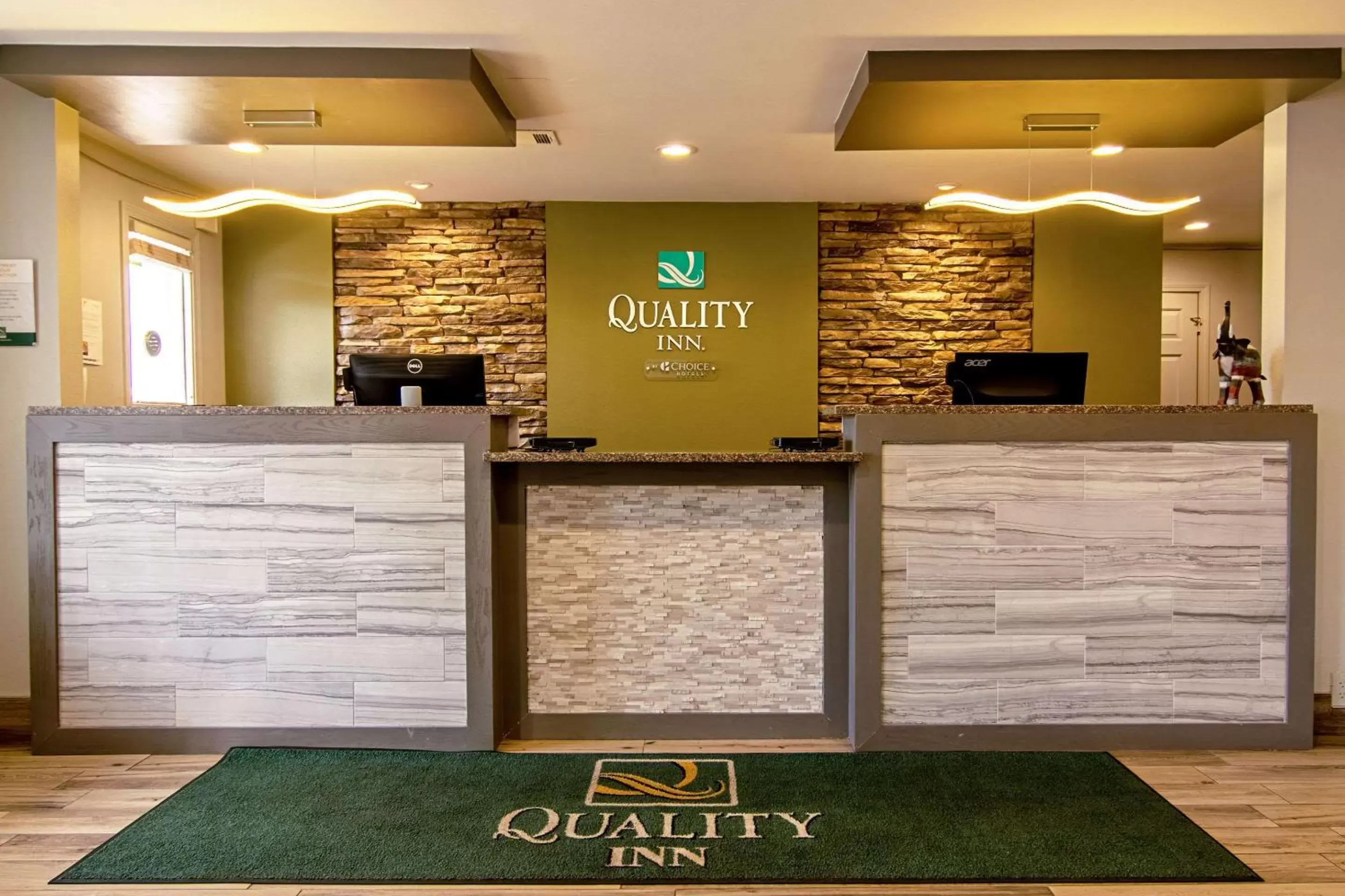 Lobby or reception, Lobby/Reception in Quality Inn Lagrange