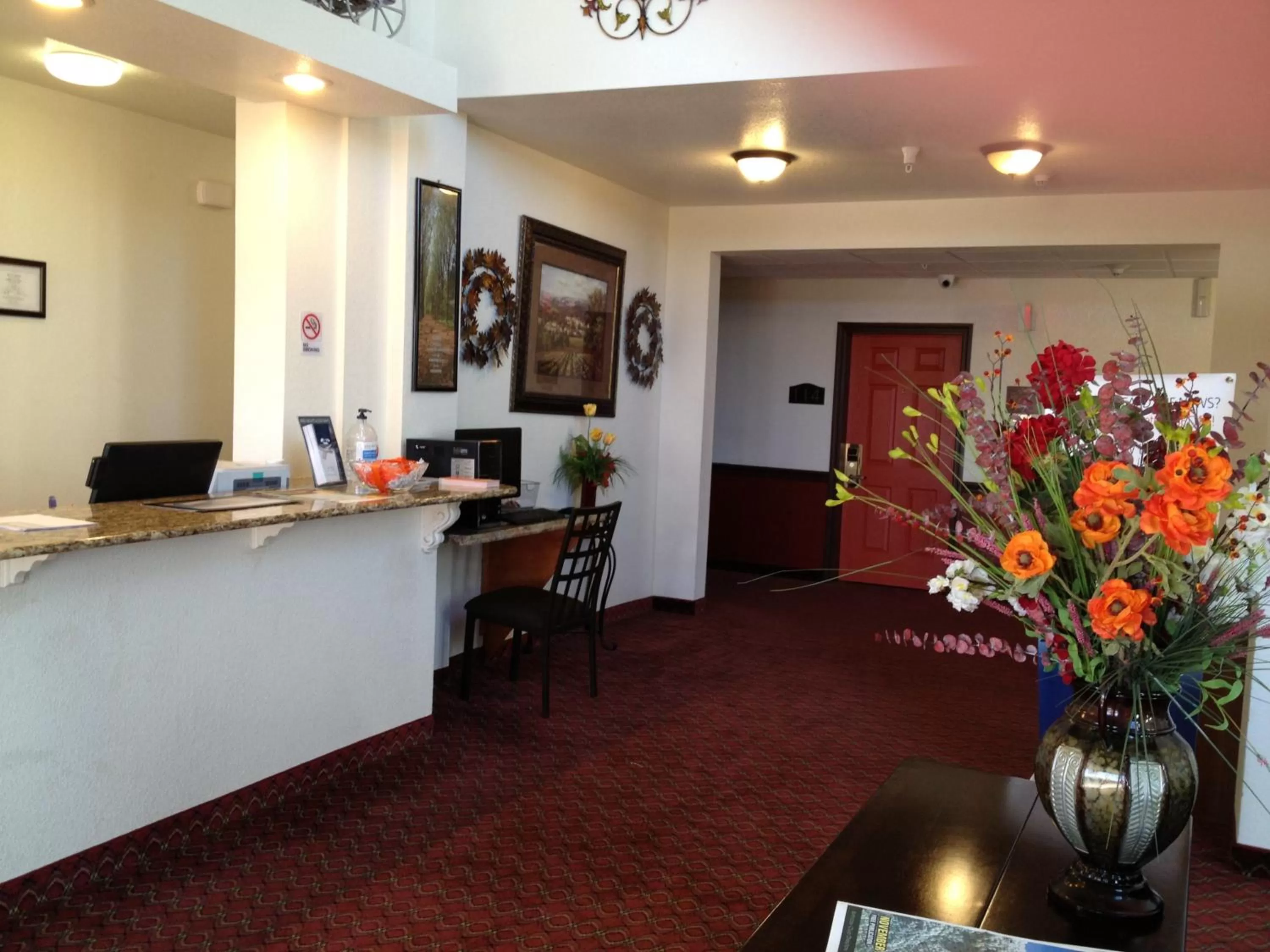 Lobby or reception in Howard Johnson by Wyndham Lubbock TX