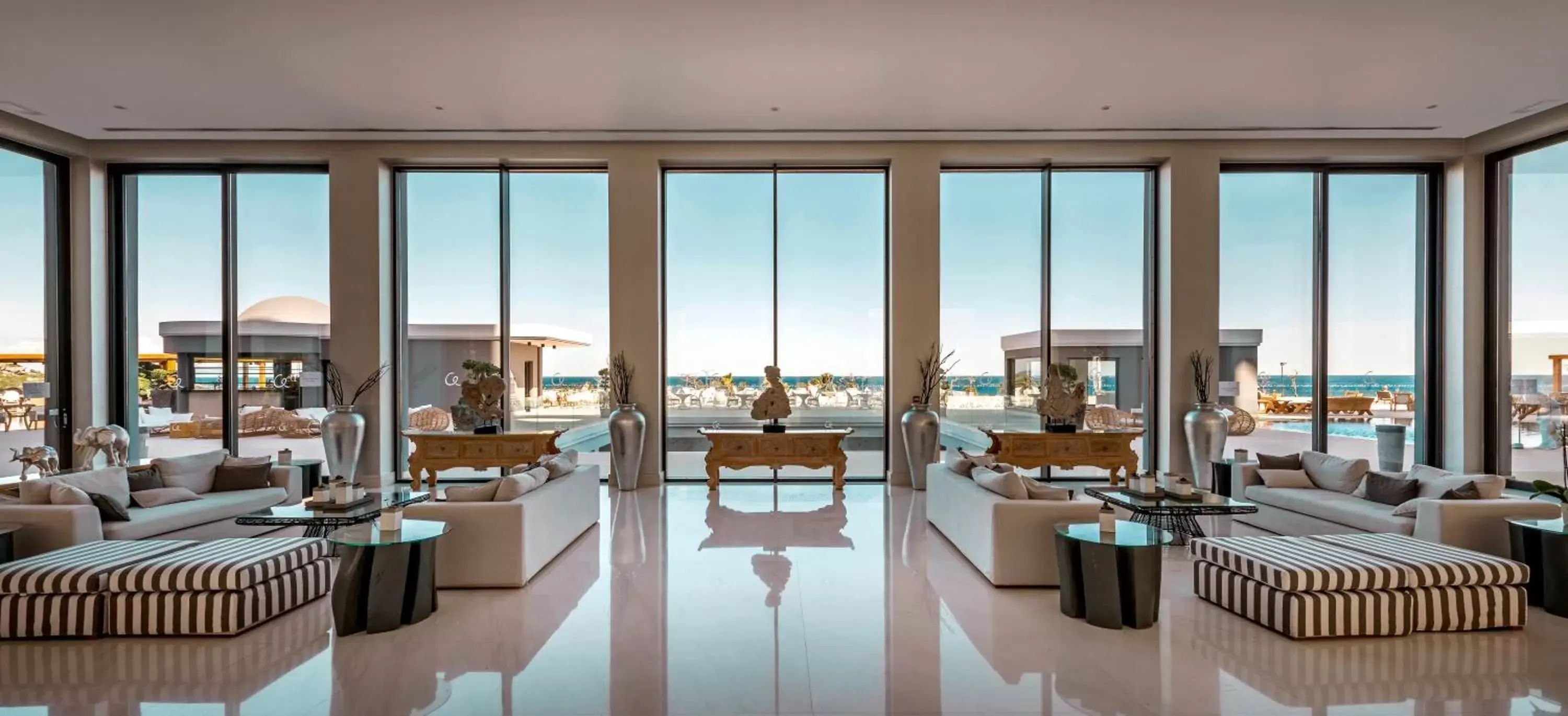 Lobby or reception in Mitsis Selection Alila Lobby or reception in Mitsis Selection Alila