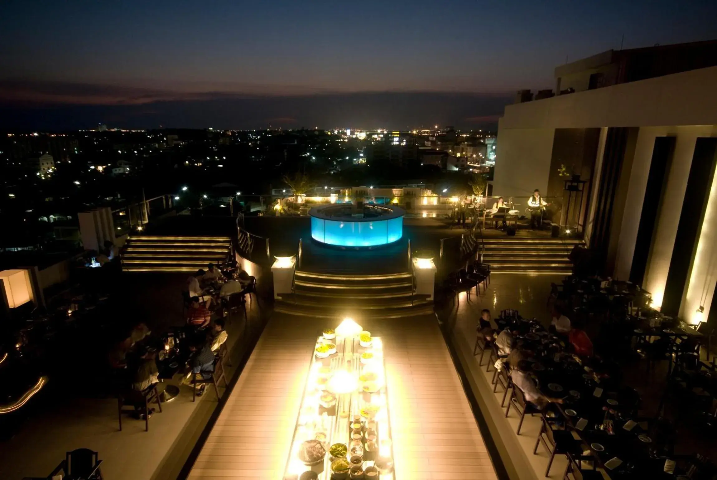 Dinner, Pool View in Kameo Grand Hotel & Serviced Apartment, Rayong