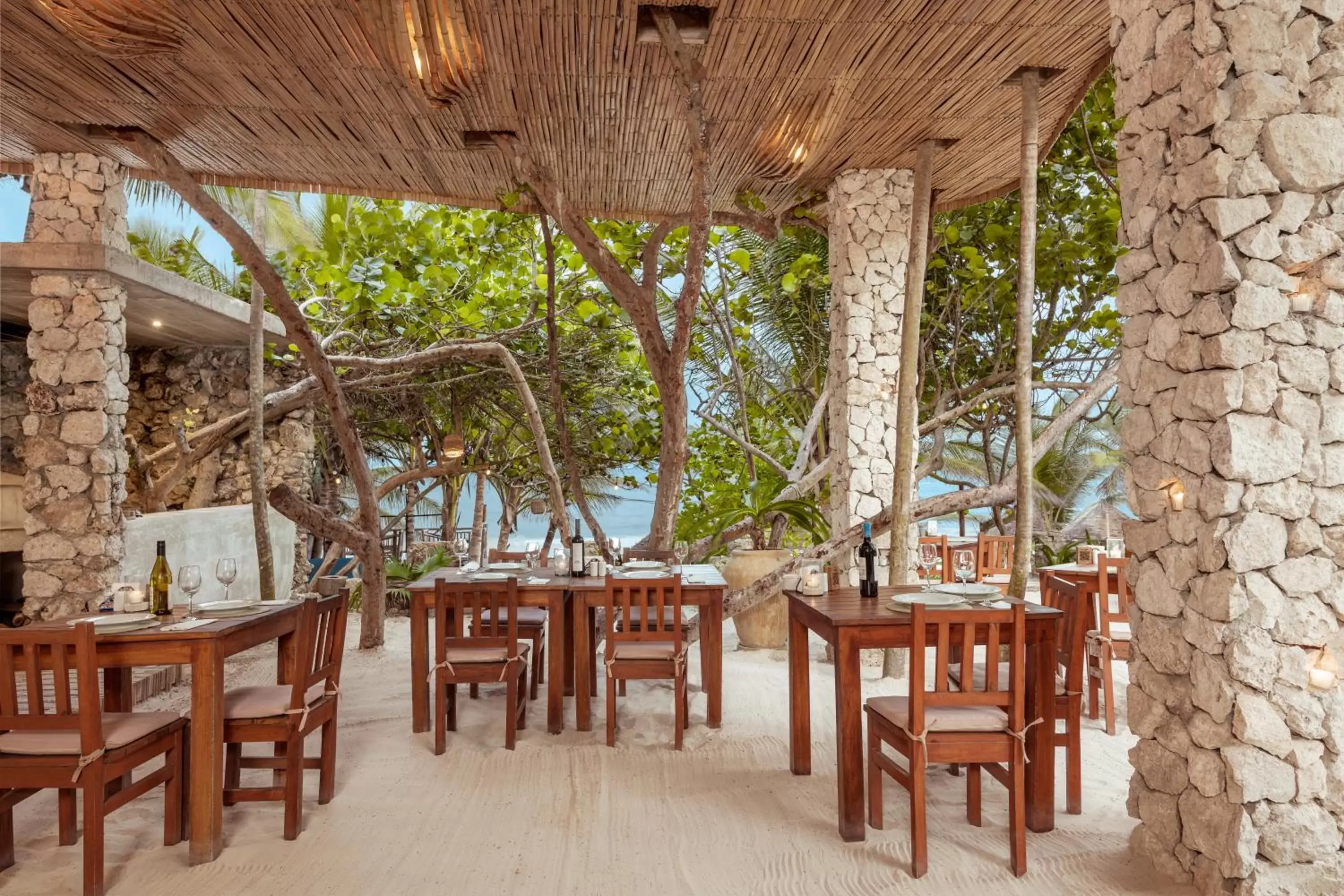 Restaurant/Places to Eat in Dos Ceibas Tulum Feel Good Hotel