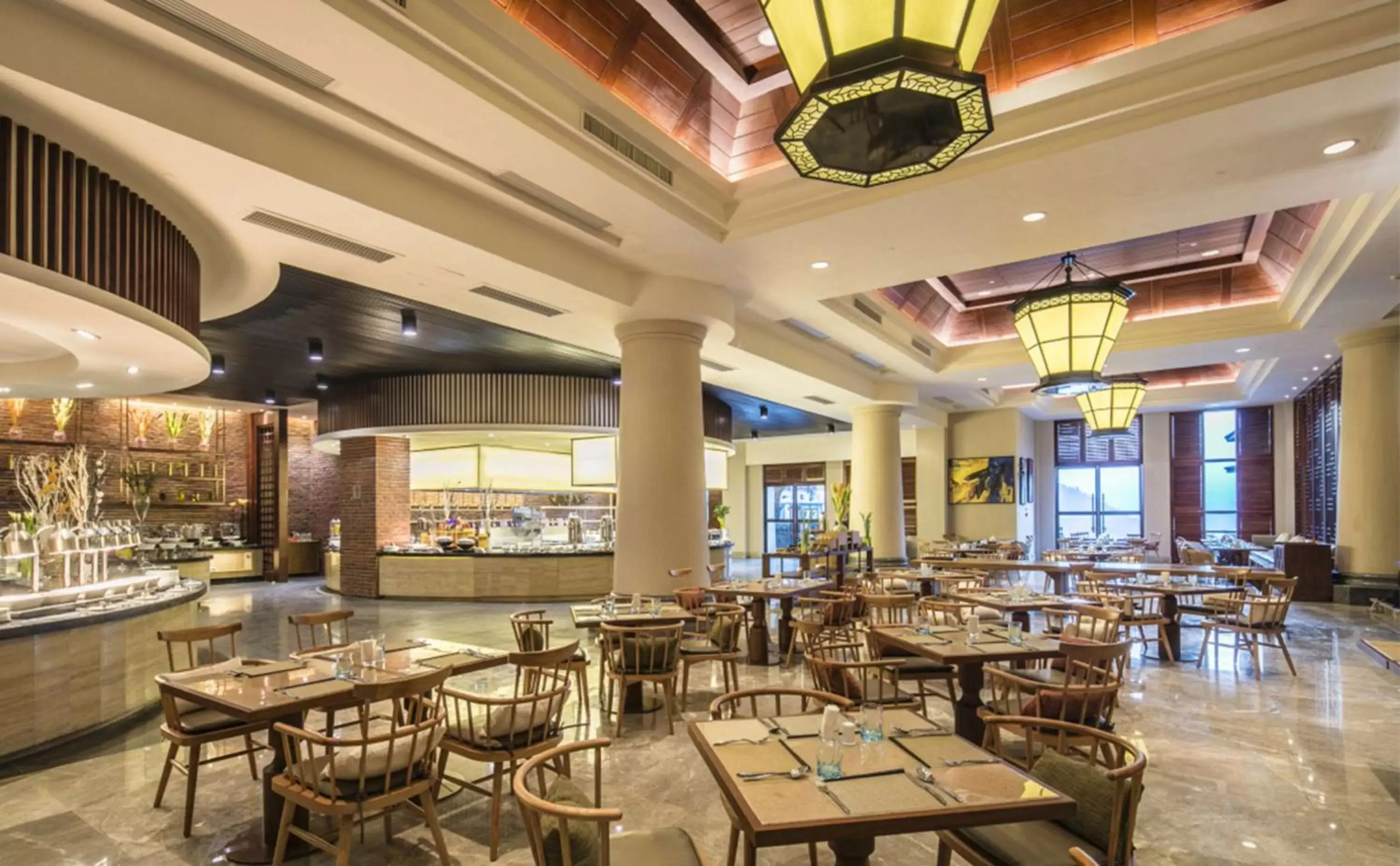 Restaurant/places to eat in Hilton Sanqingshan Resort Restaurant/places to eat in Hilton Sanqingshan Resort