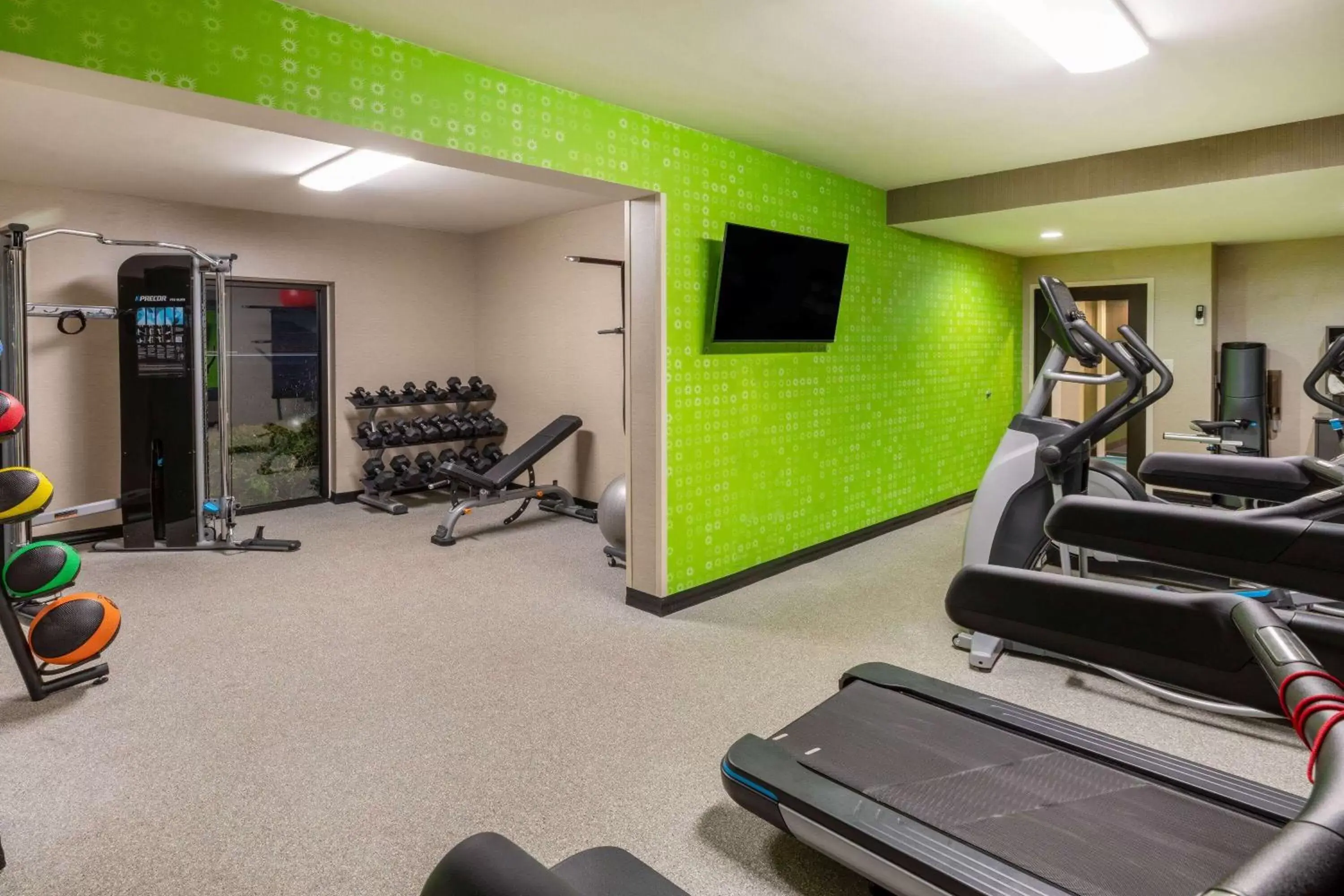 Fitness centre/facilities, Fitness Center/Facilities in La Quinta by Wyndham Jonesboro