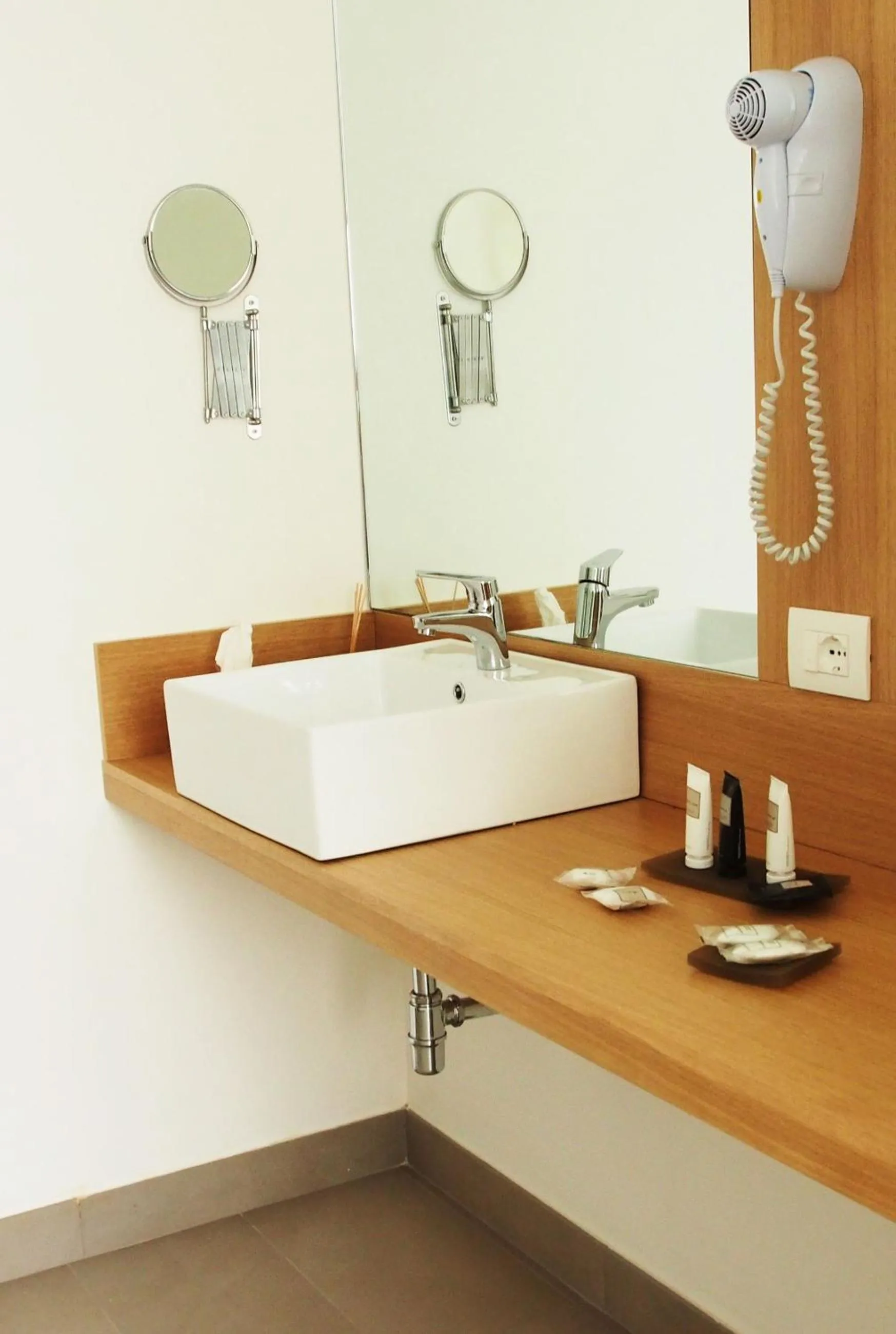 Bathroom in Sicilia Hotel Spa