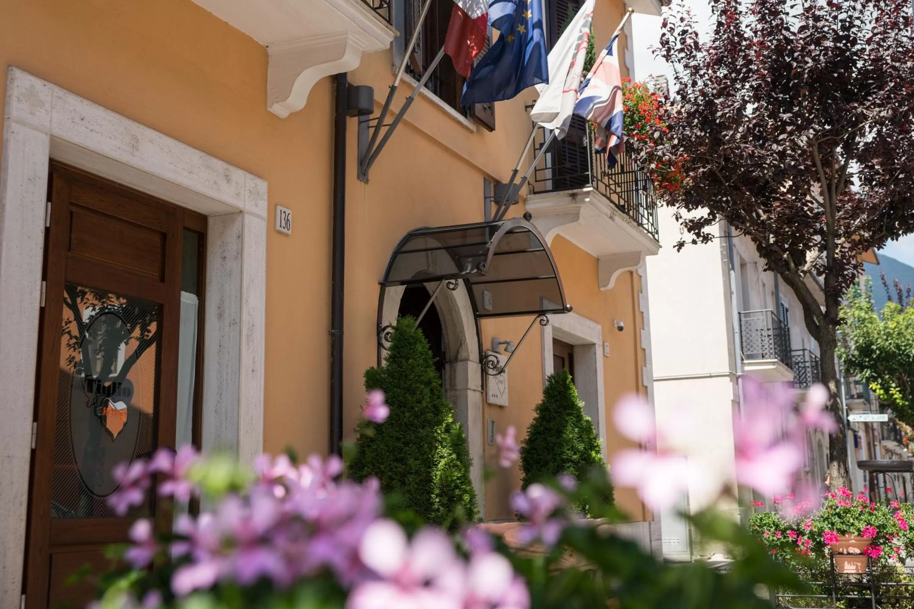 Decorative detail in Hotel Il Tiglio