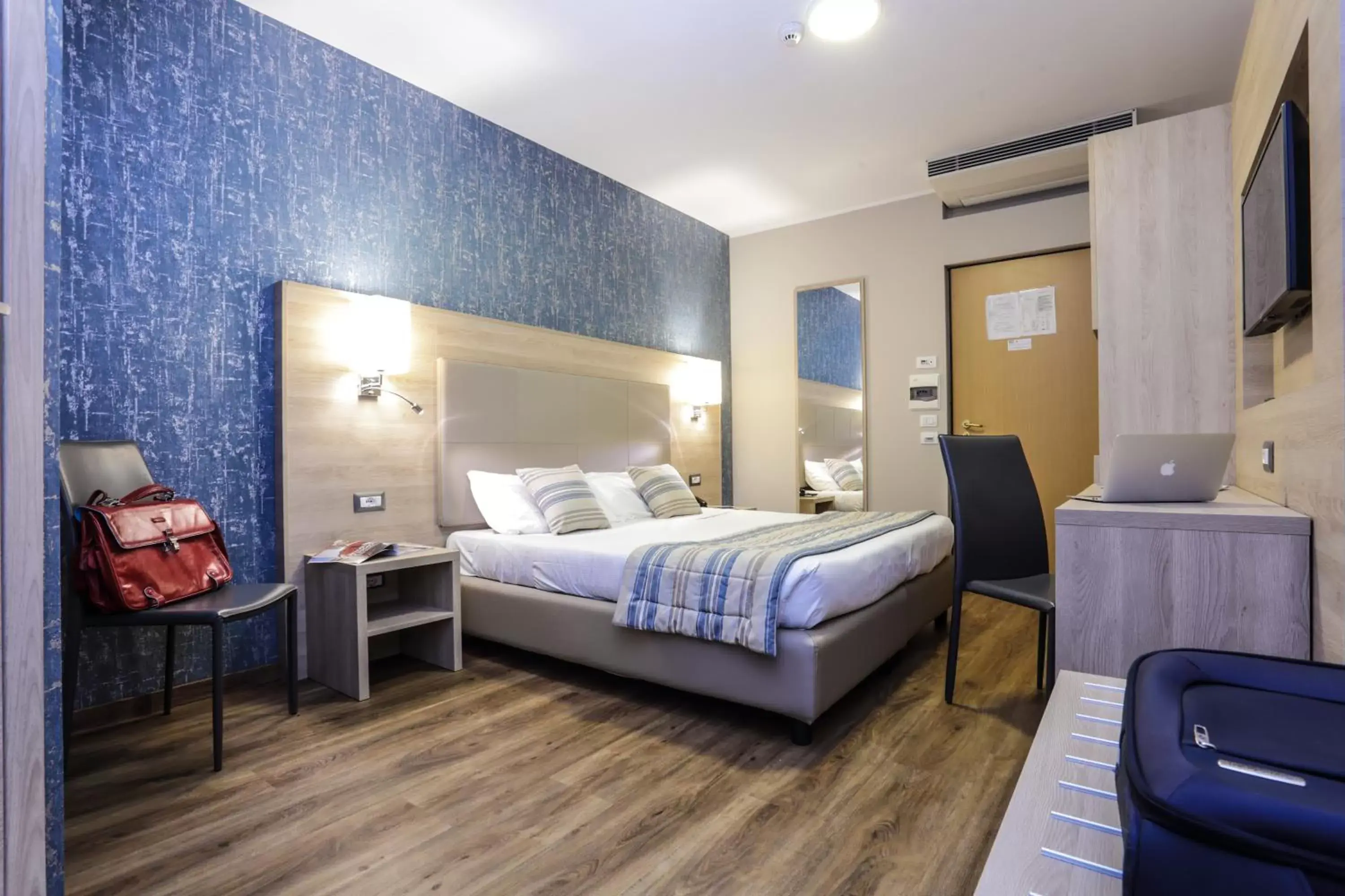 Bedroom, Bed in Alma di Alghero Hotel