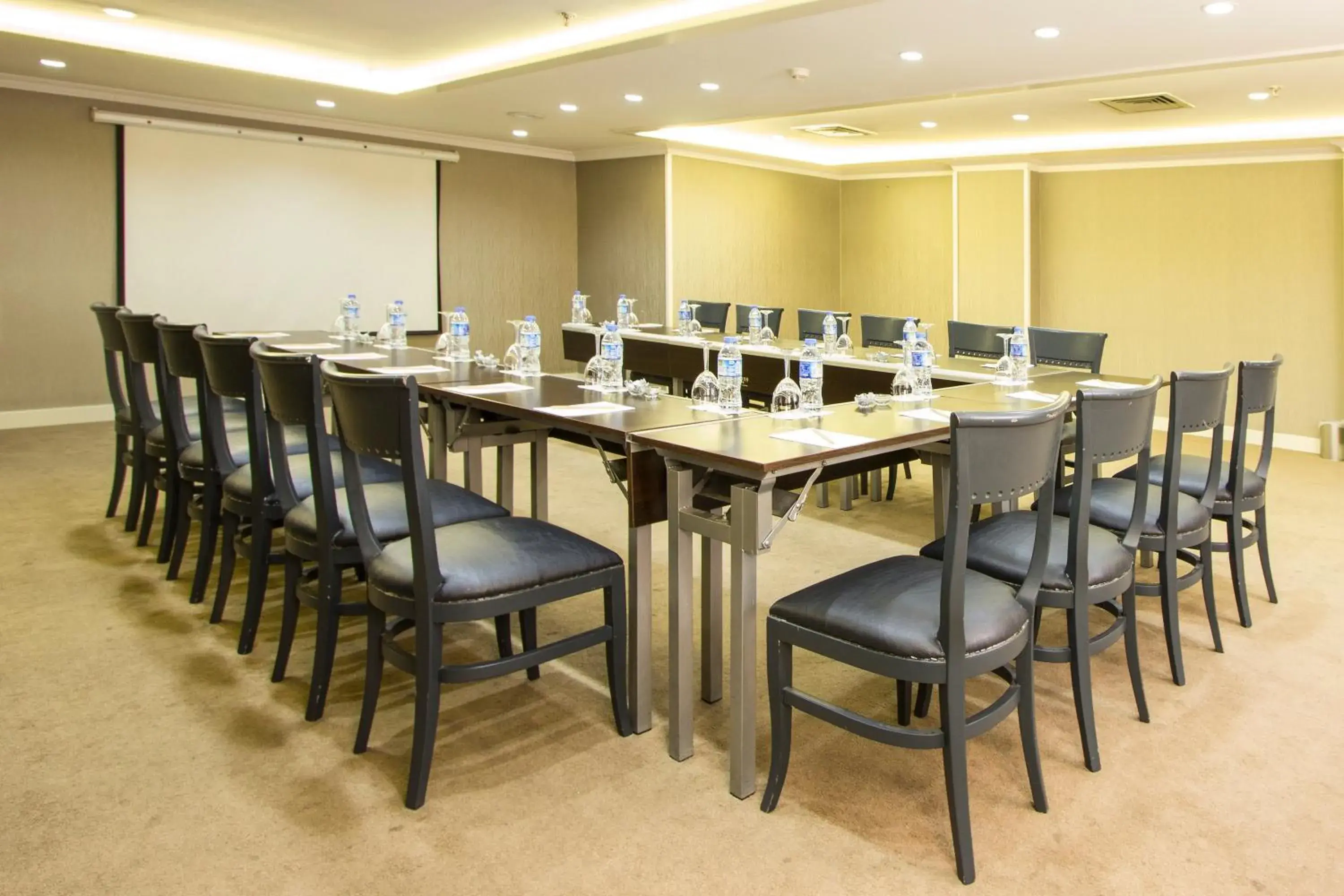 Meeting/conference room in Avantgarde Taksim Hotel