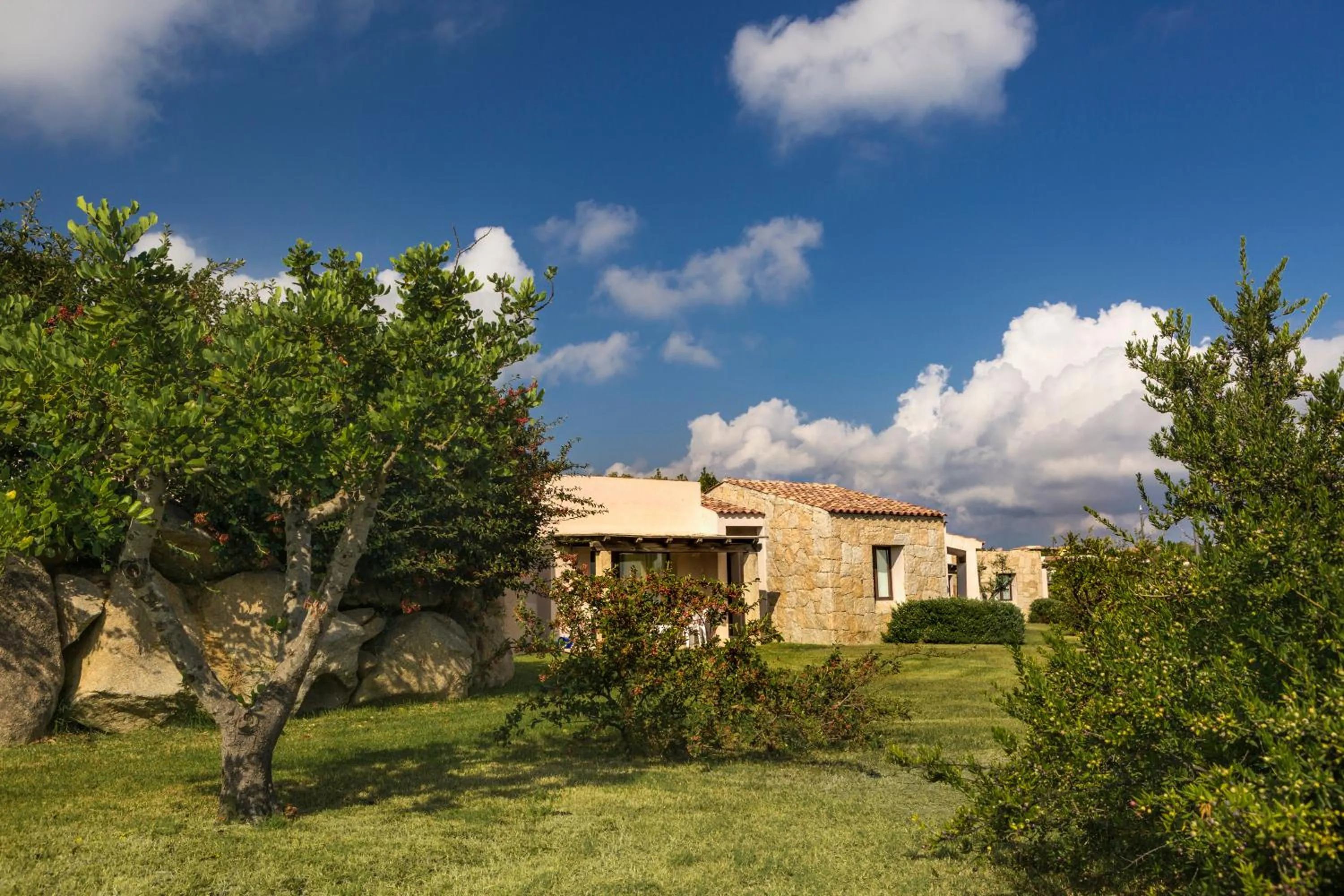 Garden in Grande Baia Resort & Spa