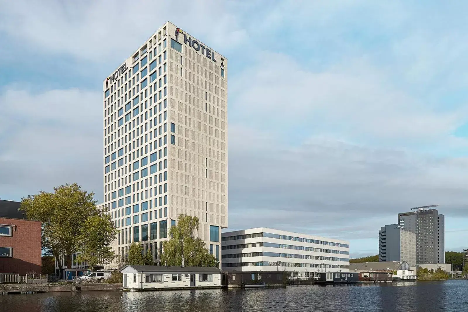 Property Building in Van der Valk Hotel Amsterdam - Amstel