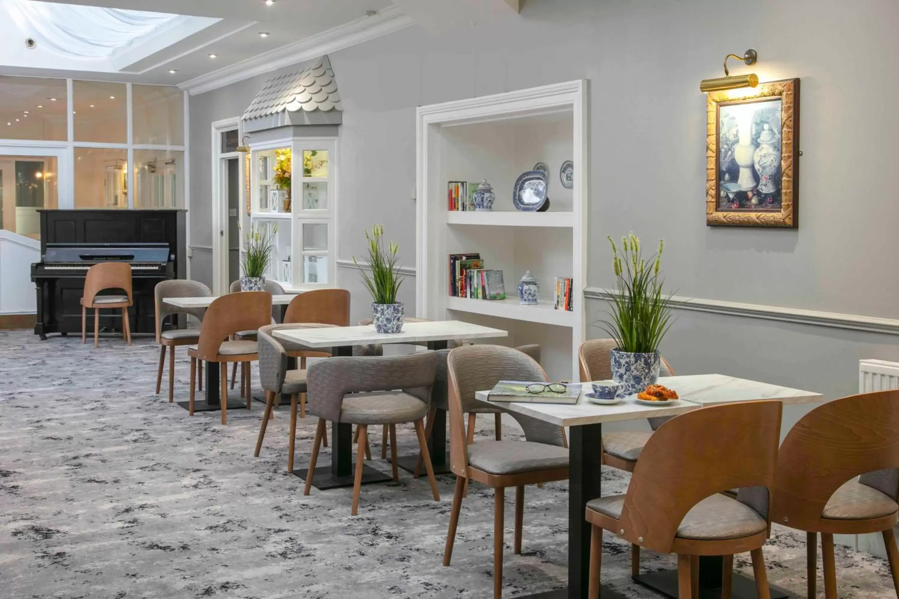 Lounge or bar, Restaurant/Places to Eat in The Craiglands Hotel Sure Hotel Collection by Best Western