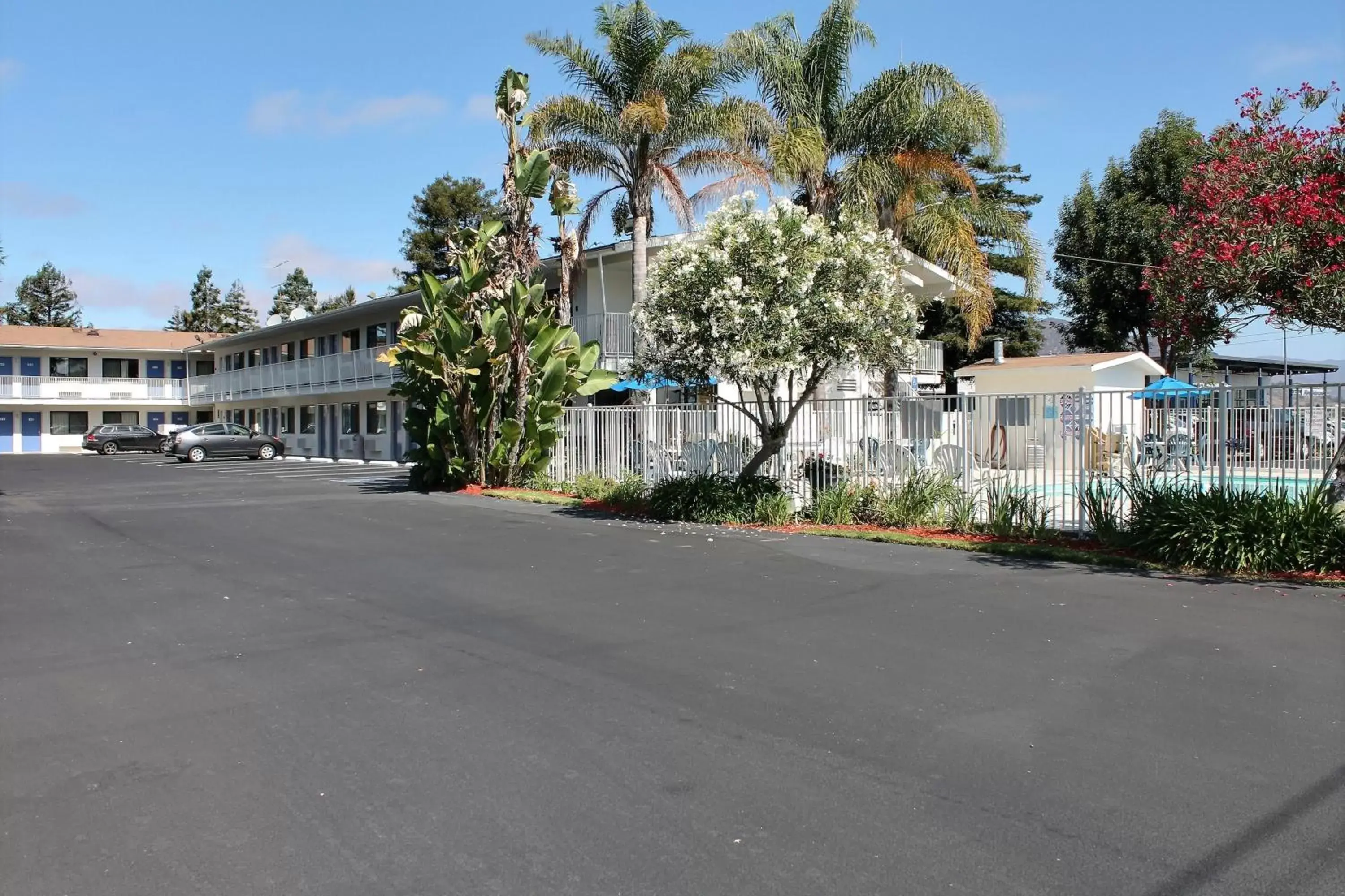 Facade/entrance, Property Building in Motel 6-San Luis Obispo, CA - North