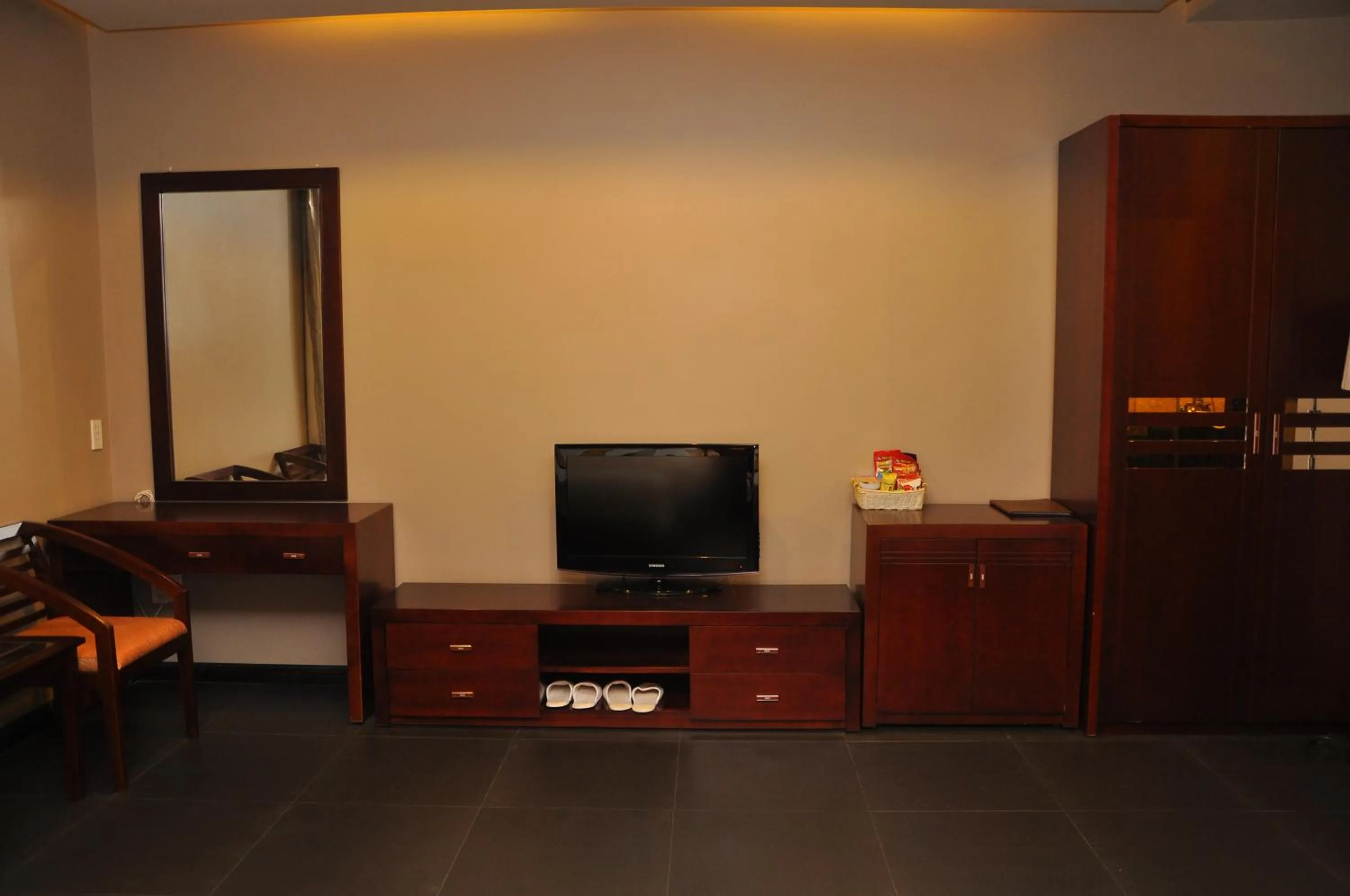TV and multimedia in Monte Carlo Hotel Hai Phong