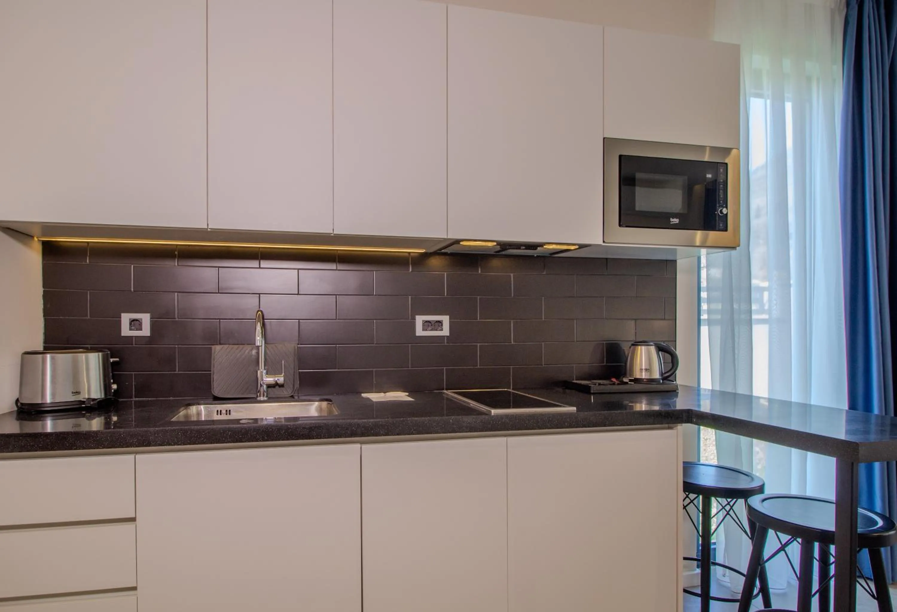 kitchen in Royal Blue Resort & Residences