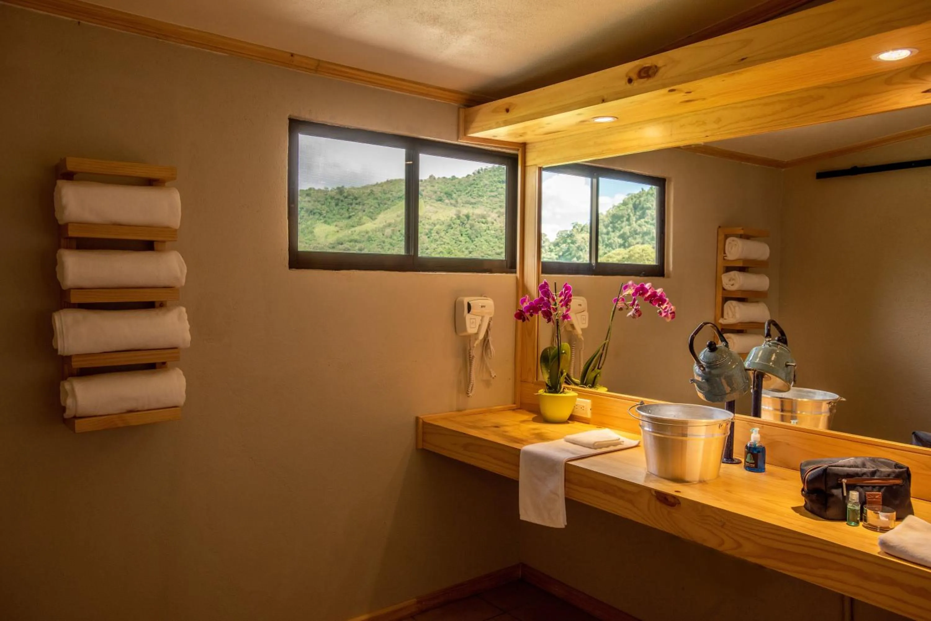 Bathroom in Coffee Pickers Village By Hacienda Orosi