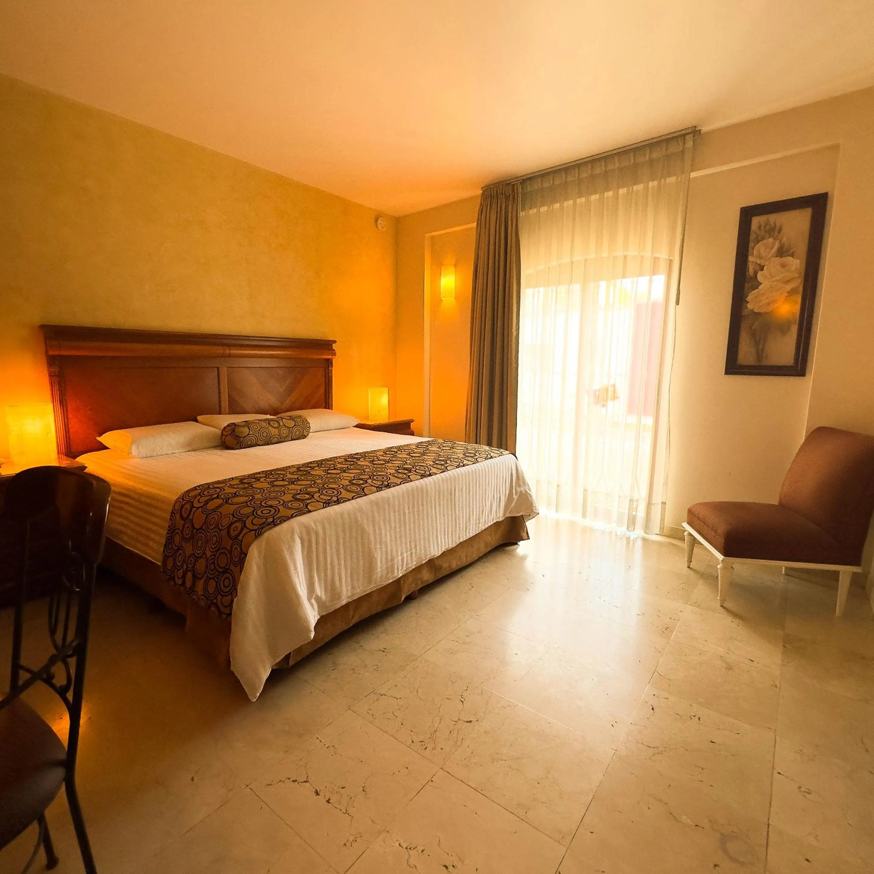 Photo of the whole room, Bed in Quinta Roca Hotel