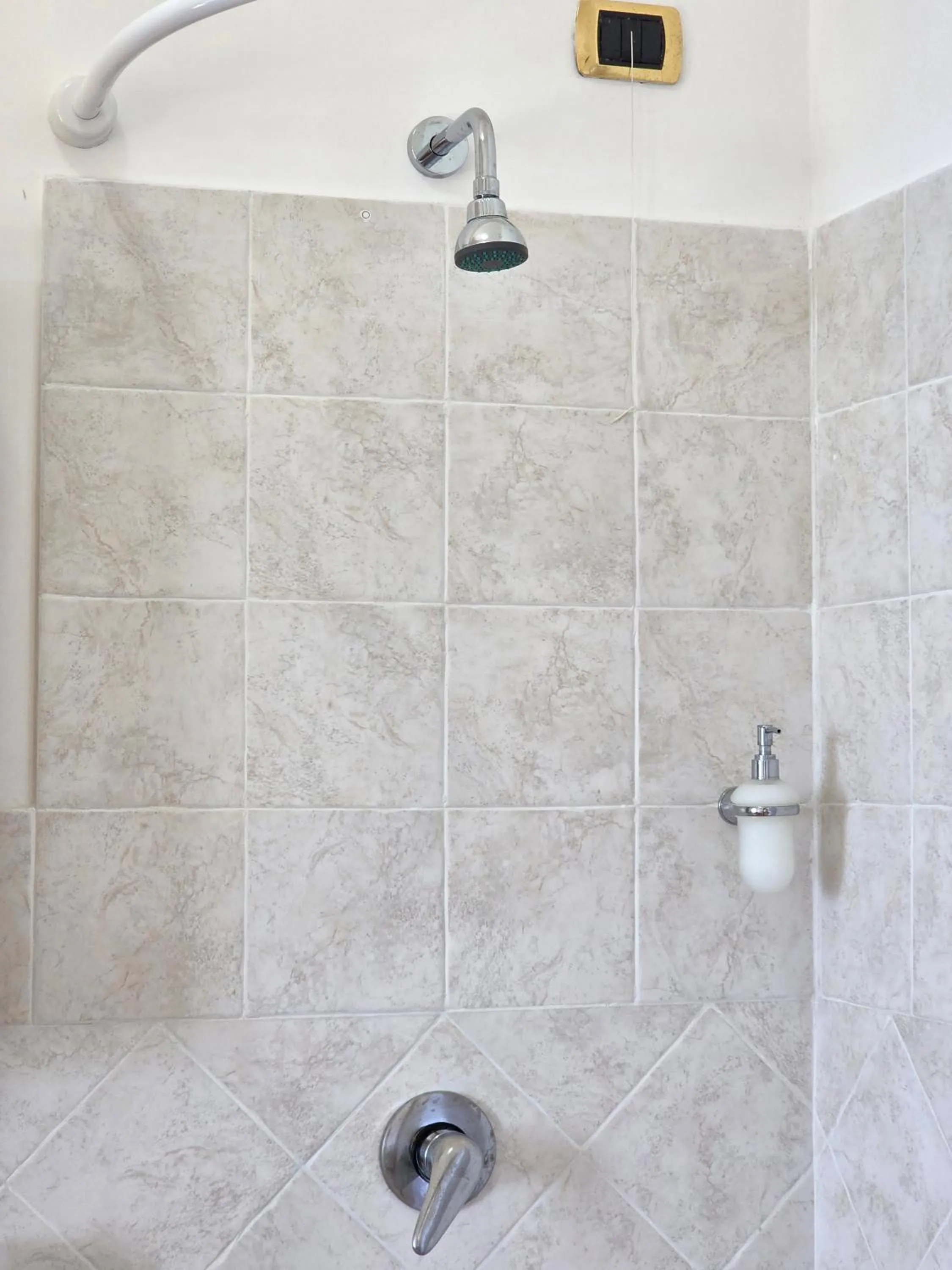 Shower in Oasi Relais