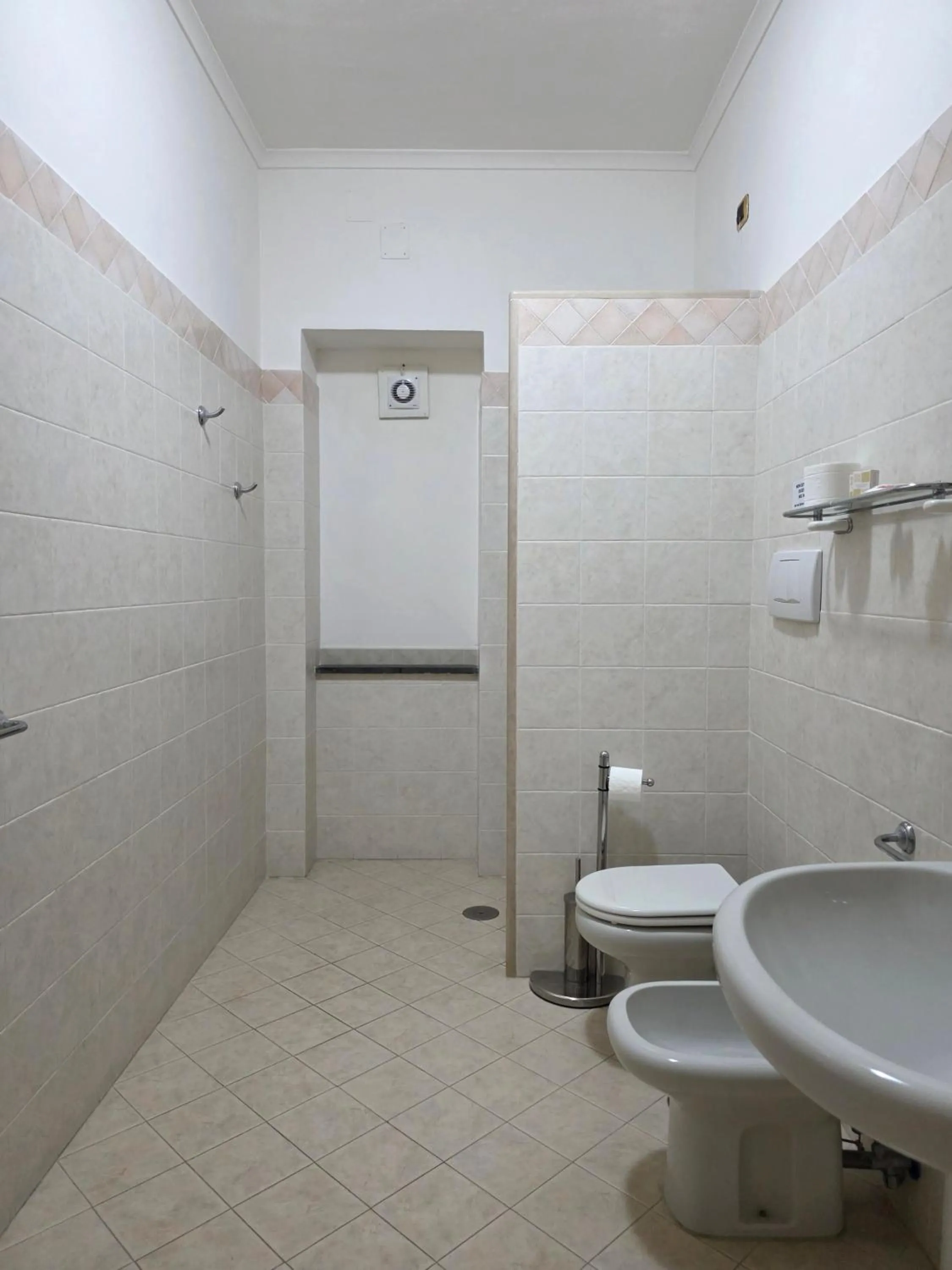 Shower in Oasi Relais