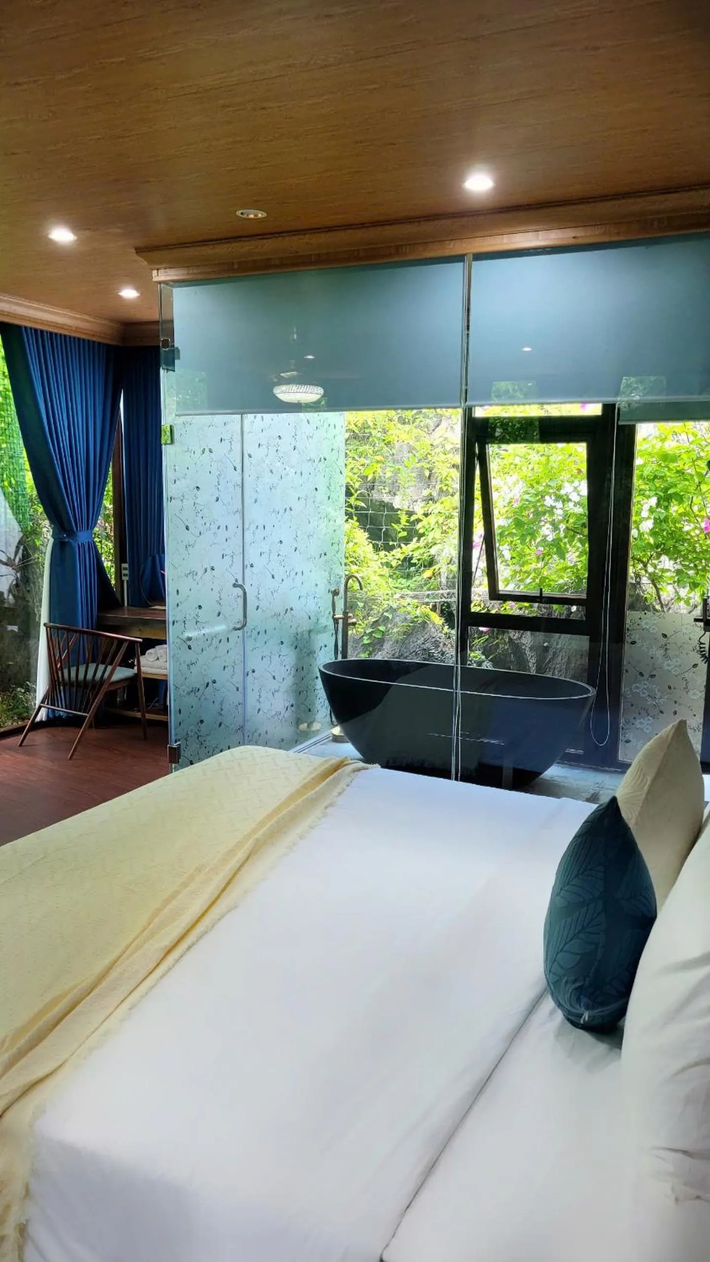 Photo of the whole room, Bed in Fairy Mountain Retreat
