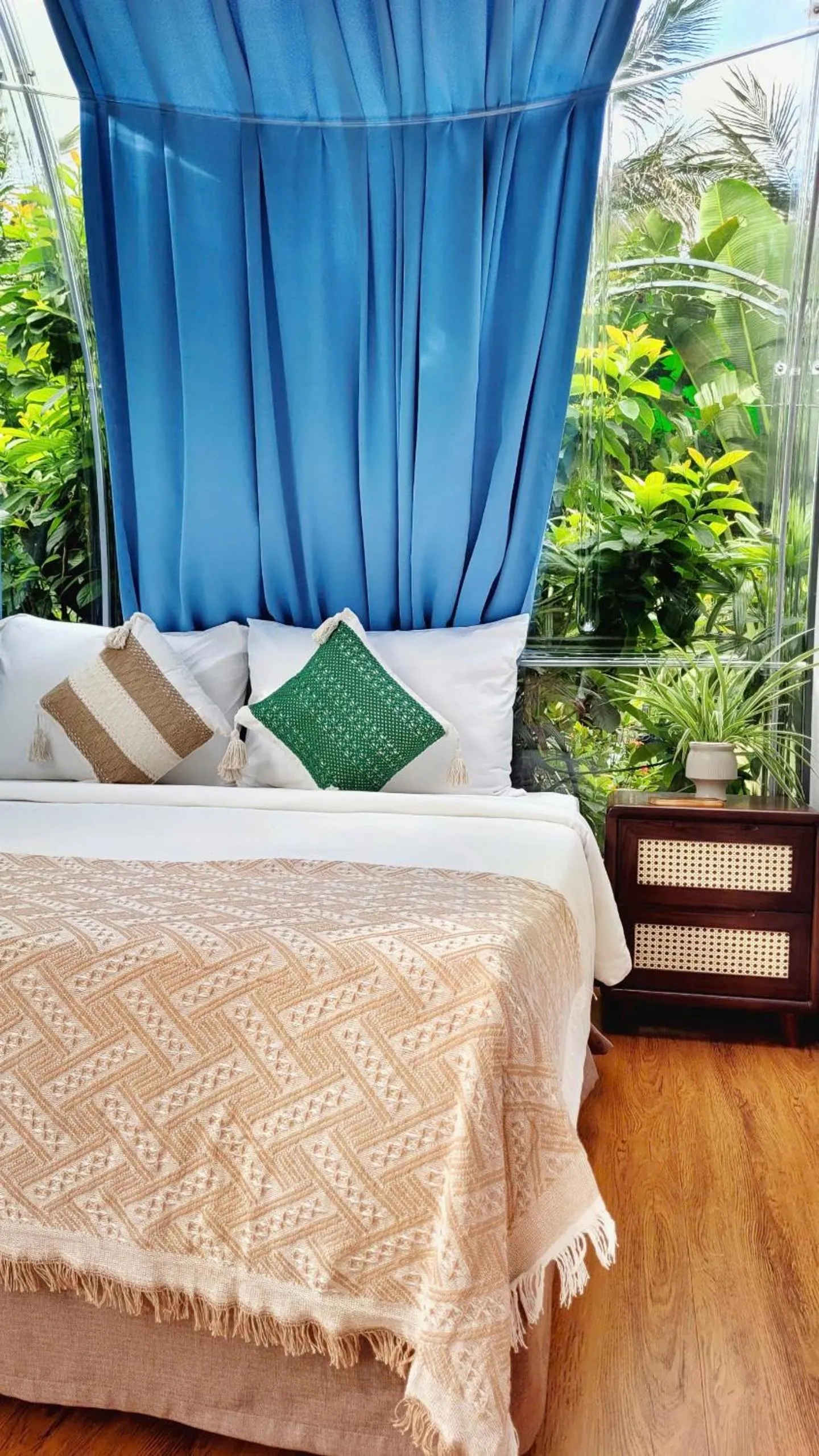 Bed in Fairy Mountain Retreat