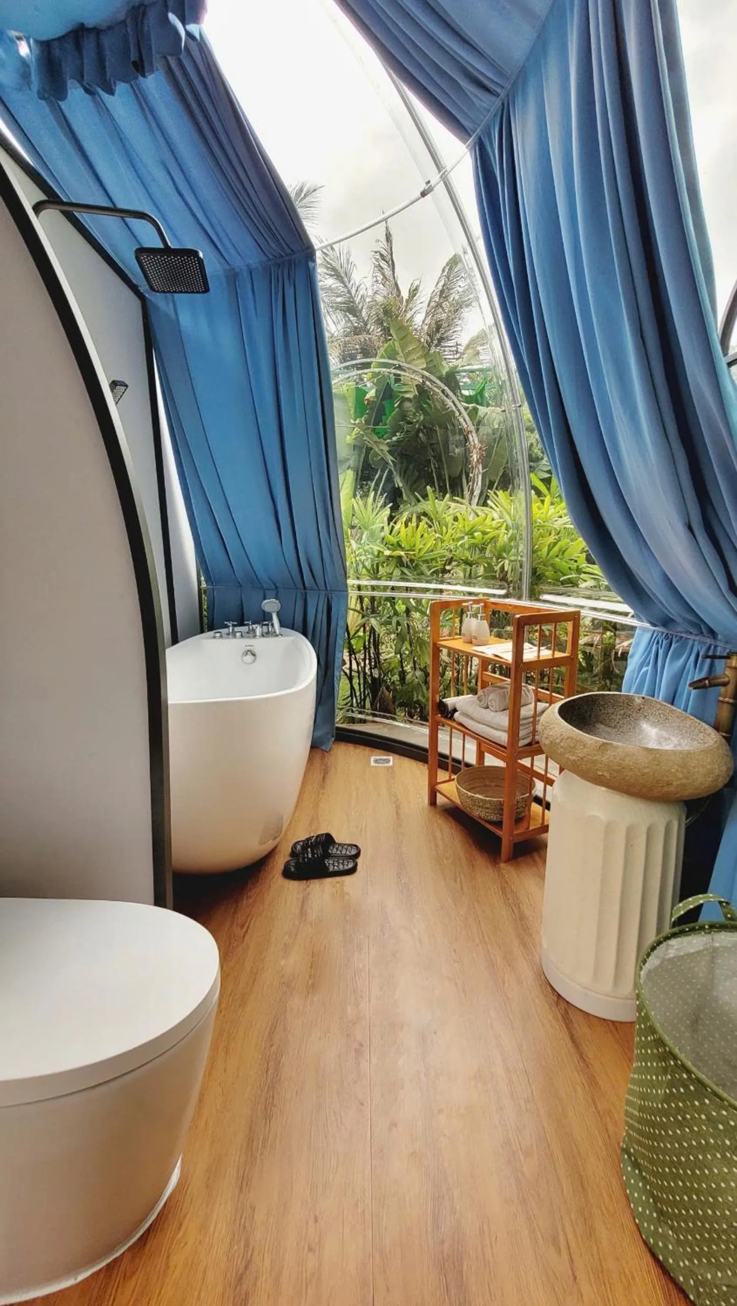 Shower in Fairy Mountain Retreat