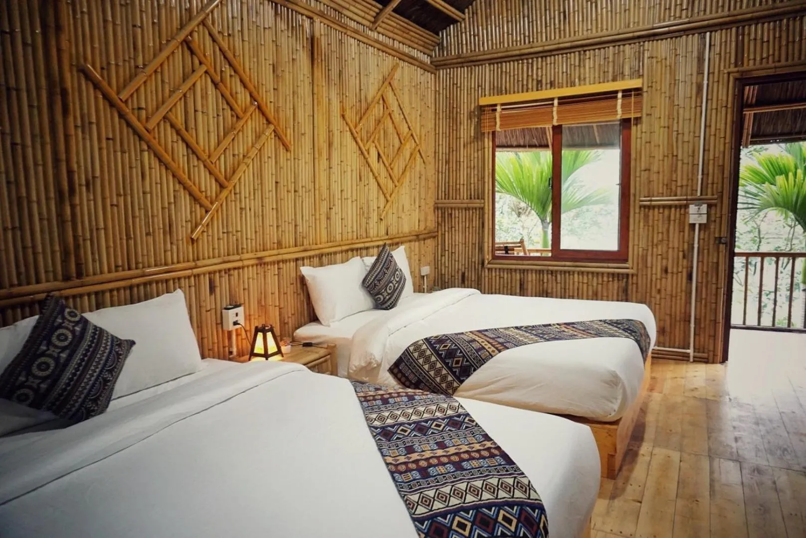Bedroom, Bed in Fairy Mountain Retreat