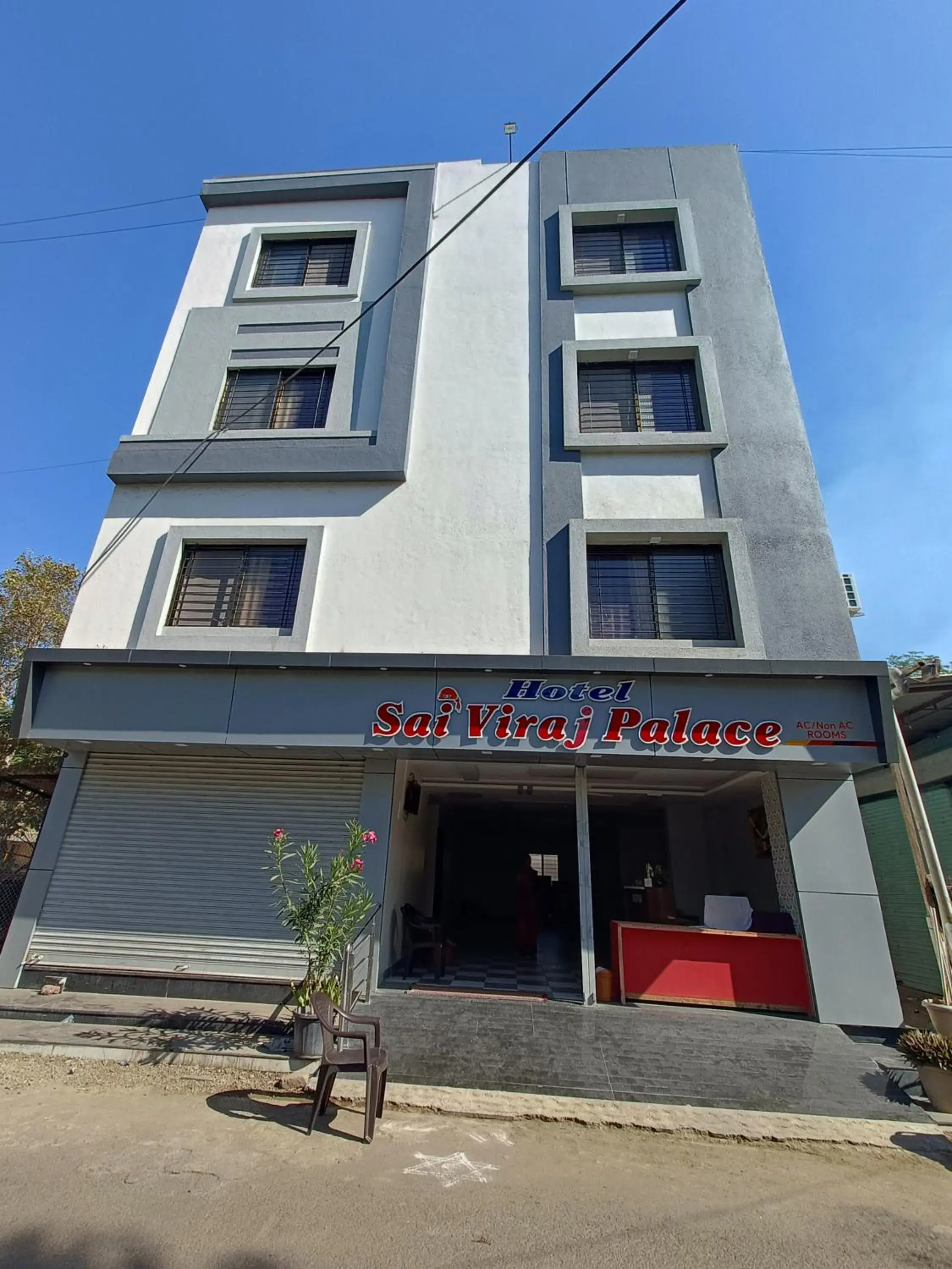 Property building in Hotel Sai viraj palace Property building in Hotel Sai viraj palace