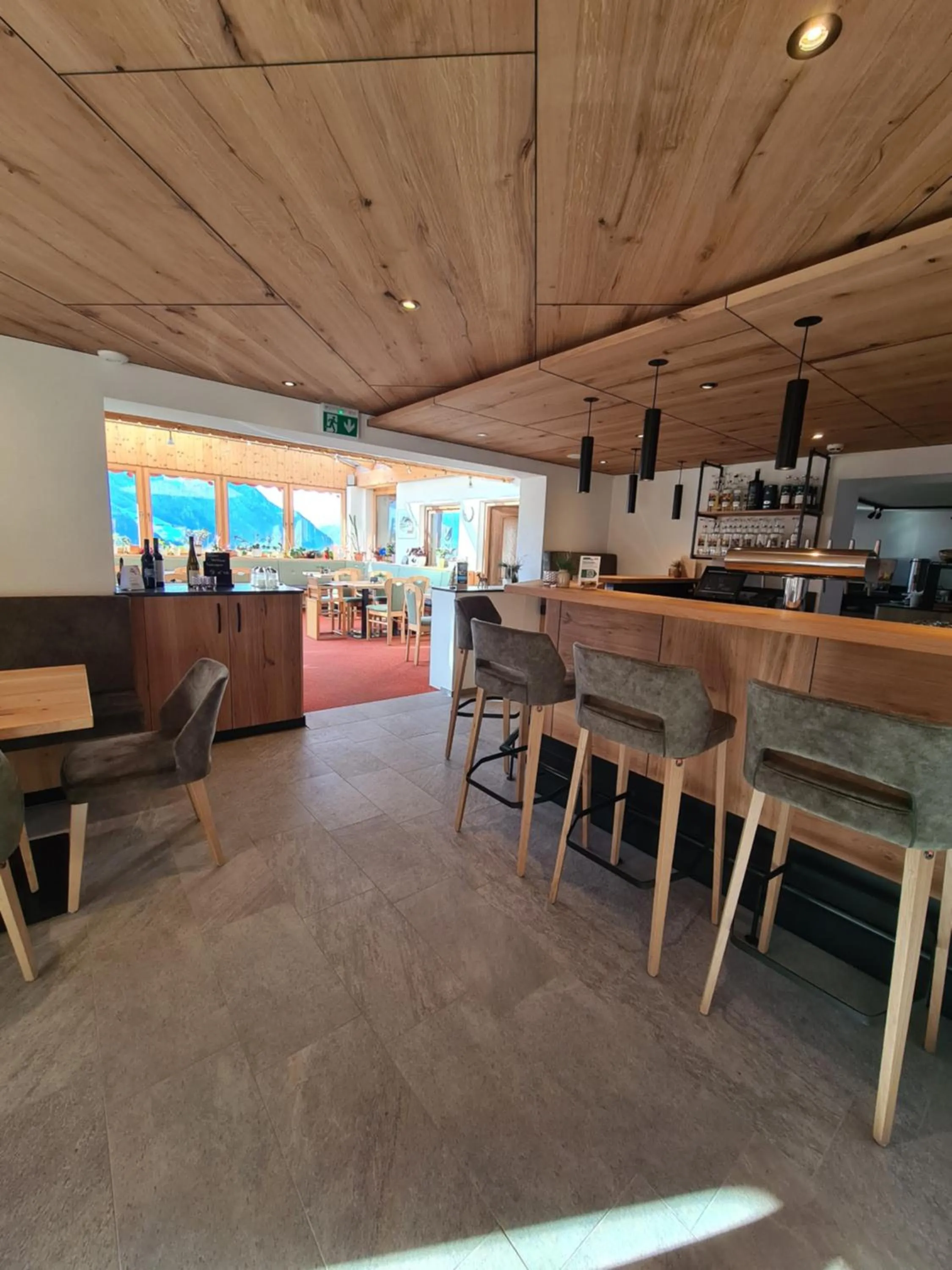 Restaurant/places to eat in Hotel & Alpengasthof Pinzgerhof