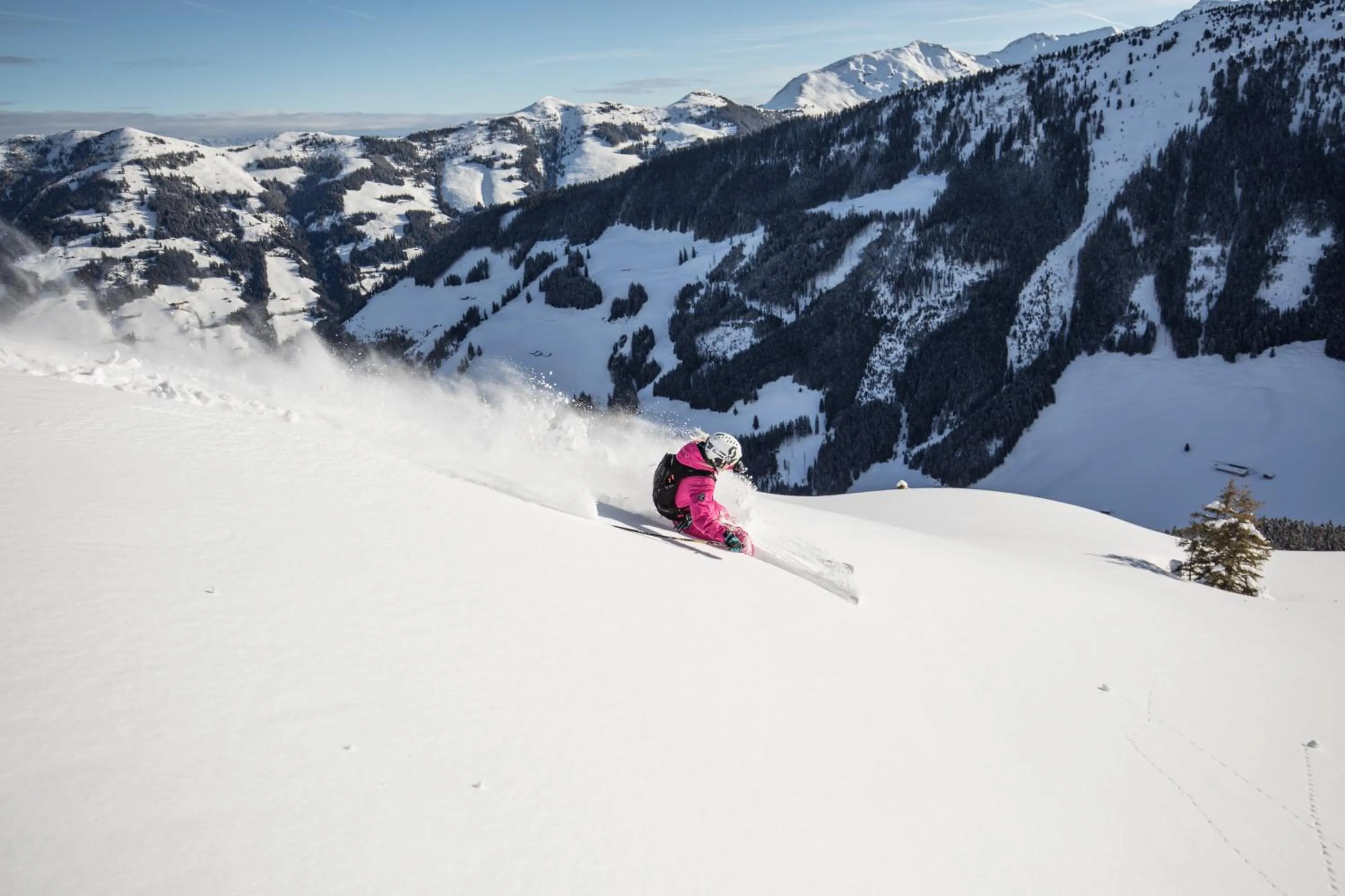 Skiing in Hotel & Alpengasthof Pinzgerhof