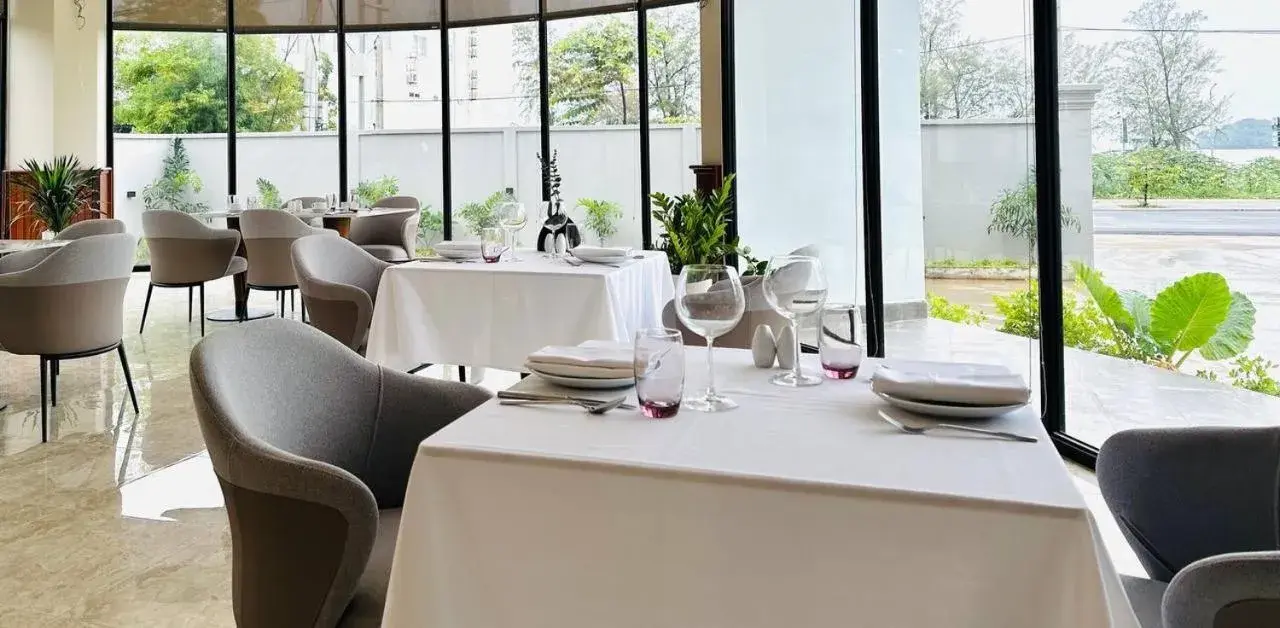 Restaurant/places to eat in Otres Beach Hotel Restaurant/places to eat in Otres Beach Hotel