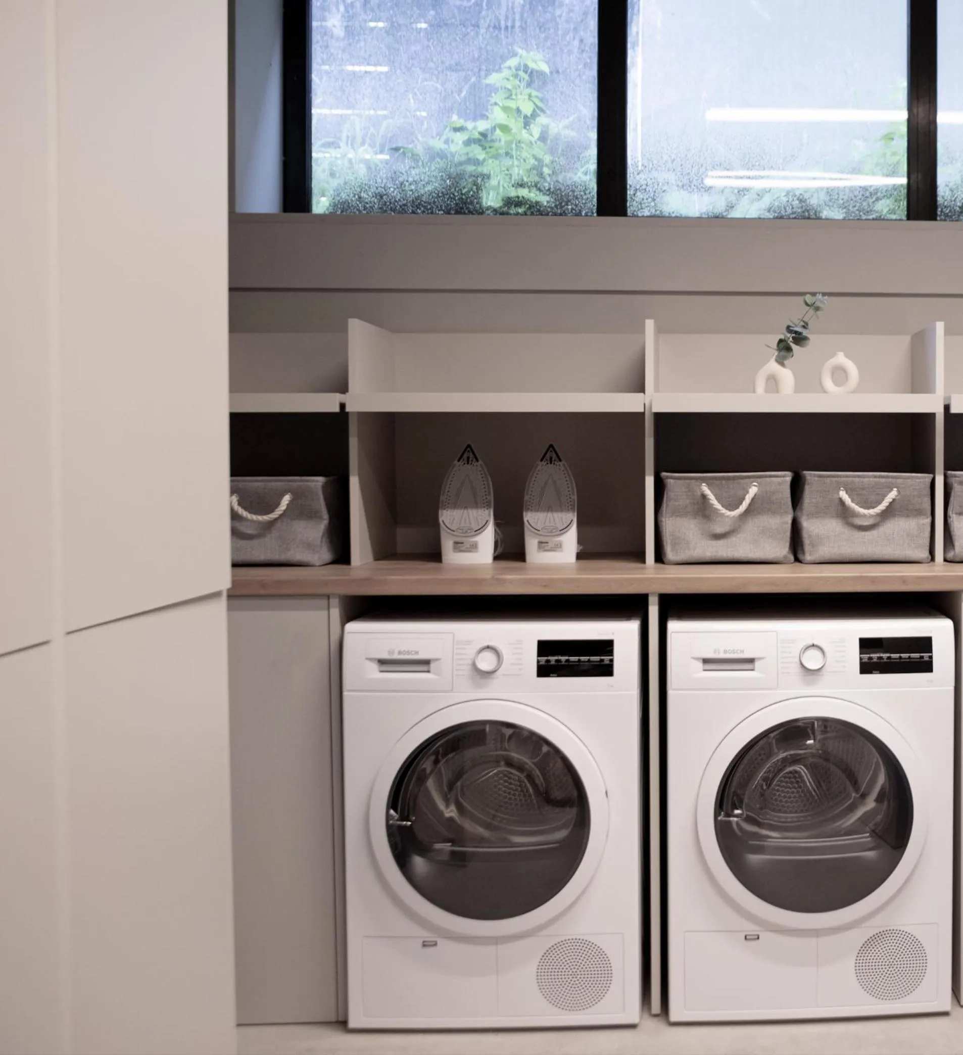 washing machine in Bob W Beethoven