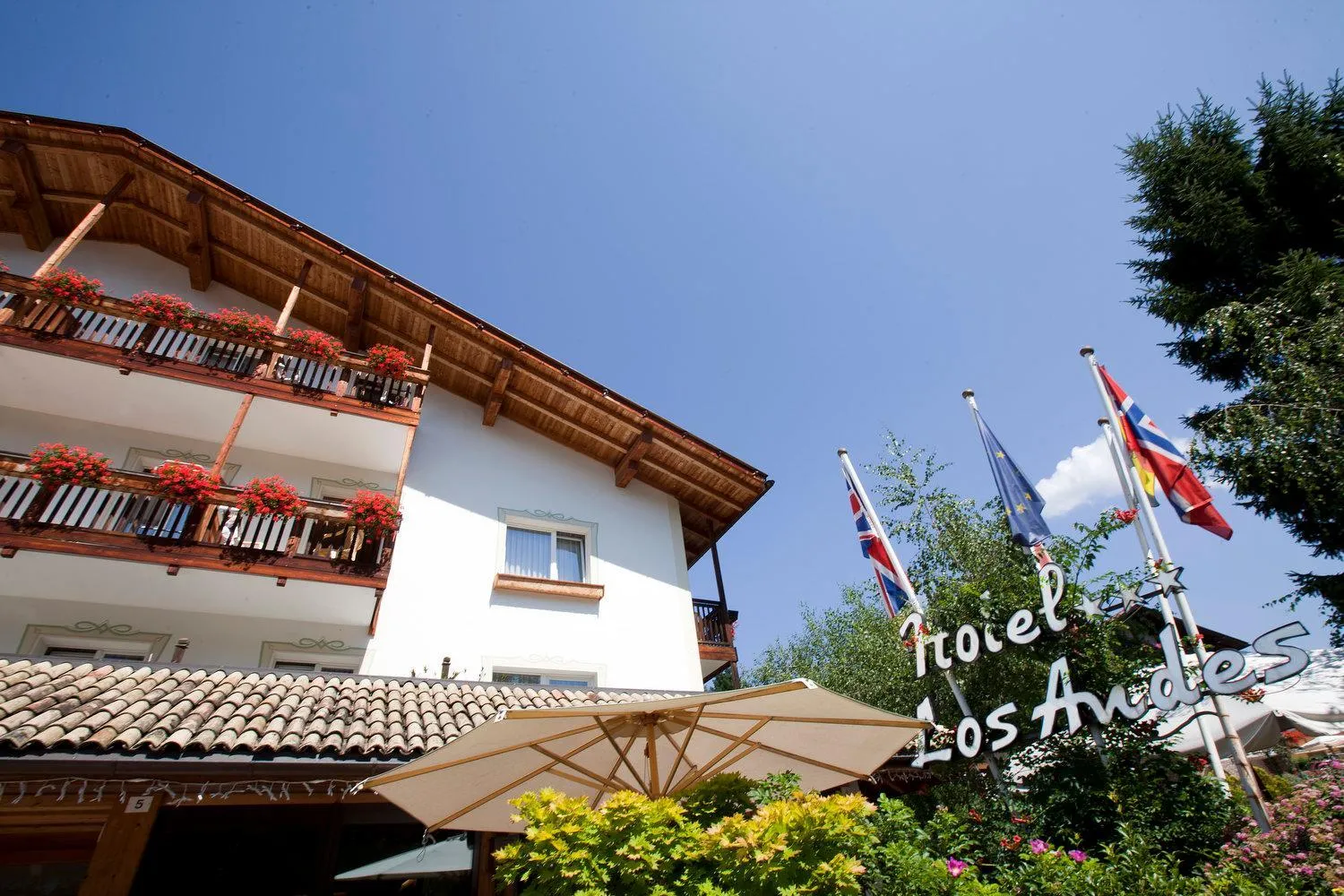 Facade/entrance in Hotel Los Andes