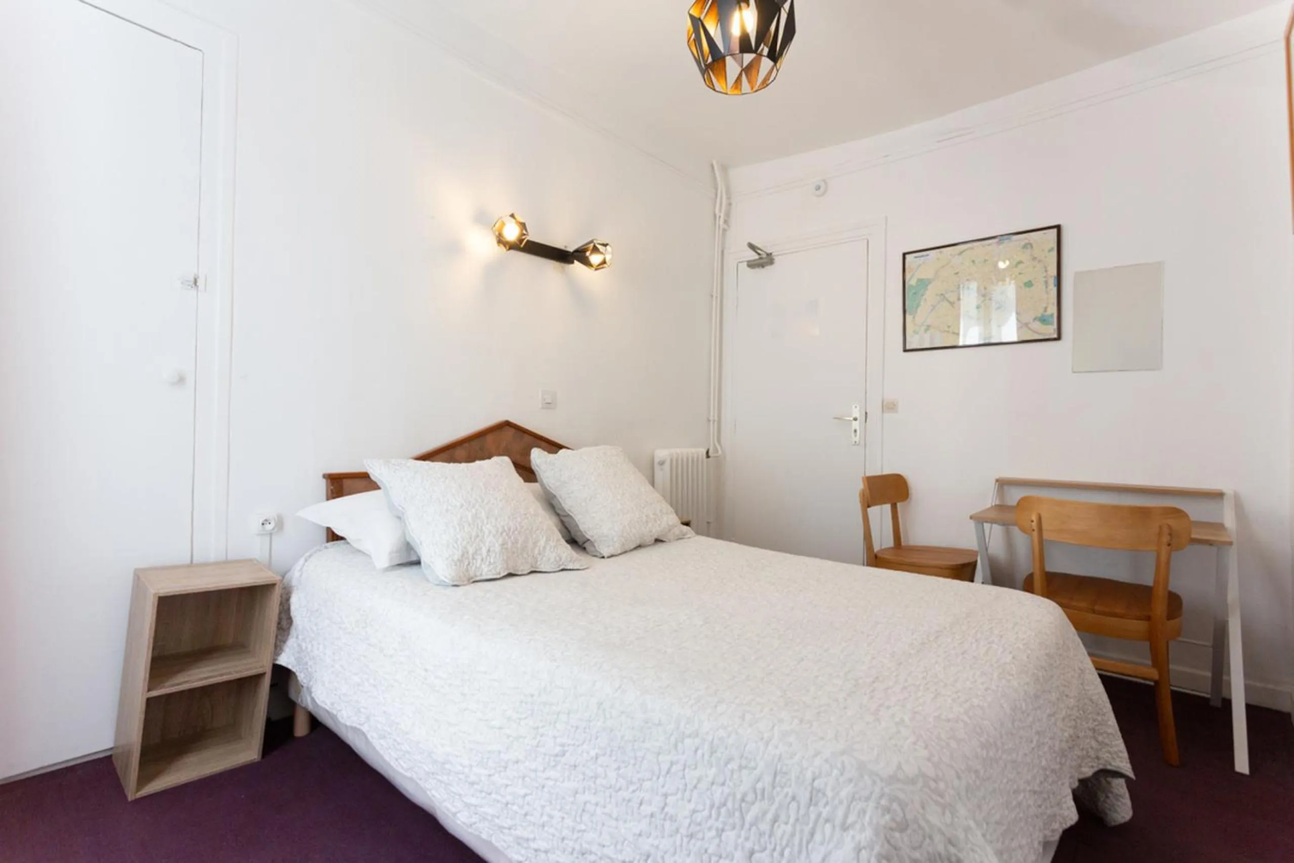 Photo of the whole room in Ideal Hotel