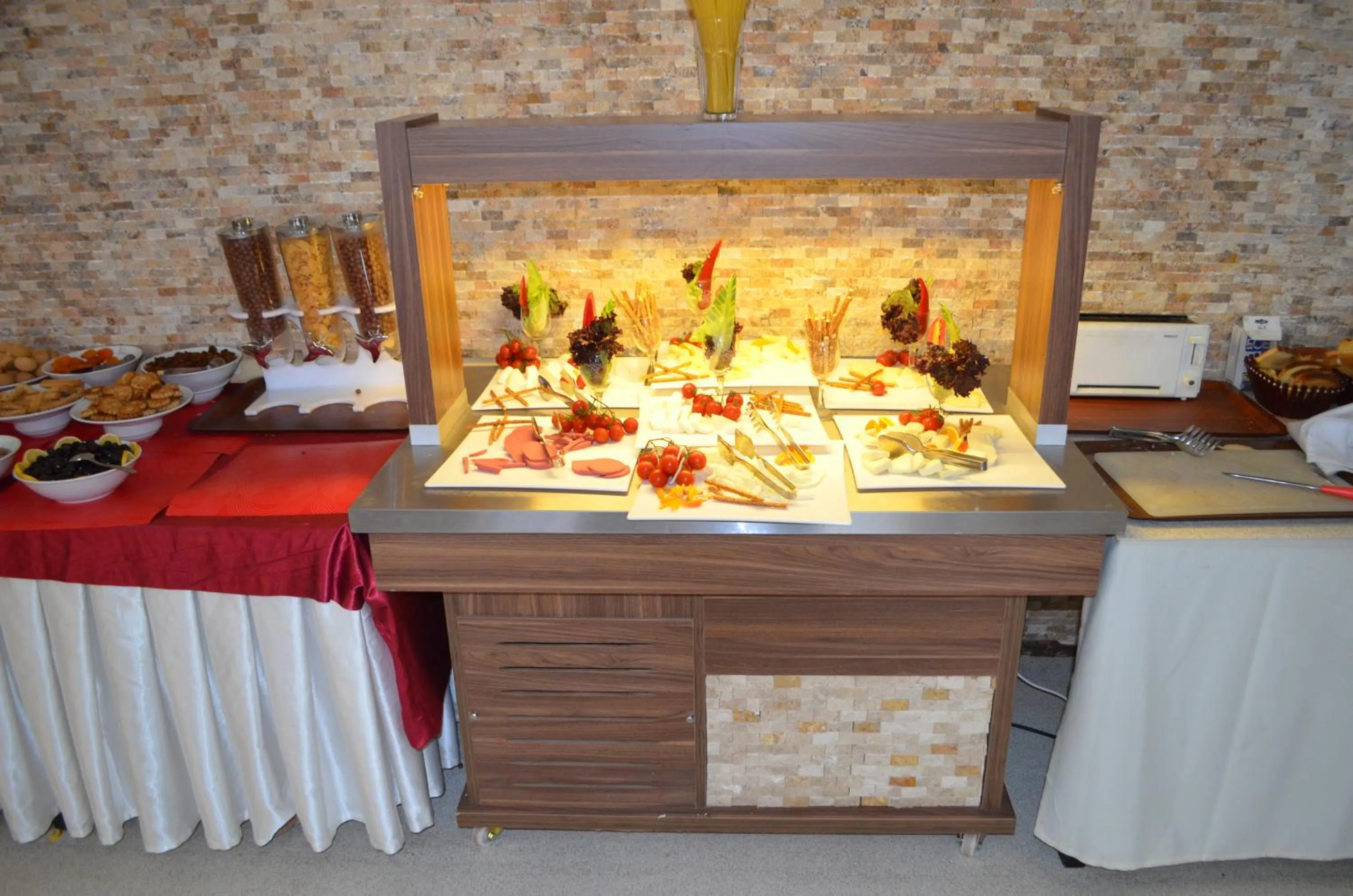 Buffet breakfast in Ayvalık Palas Hotel