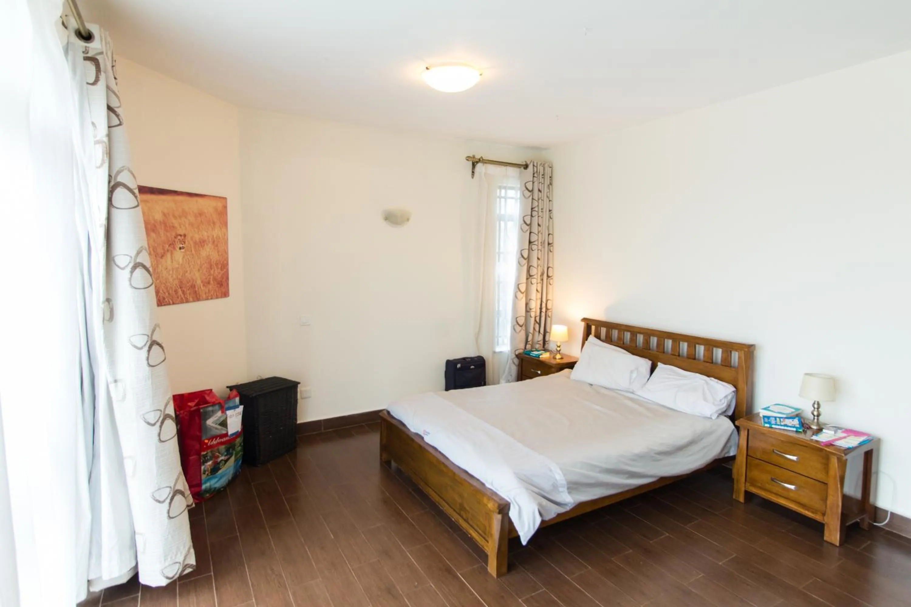 Bed in Warwick Centre