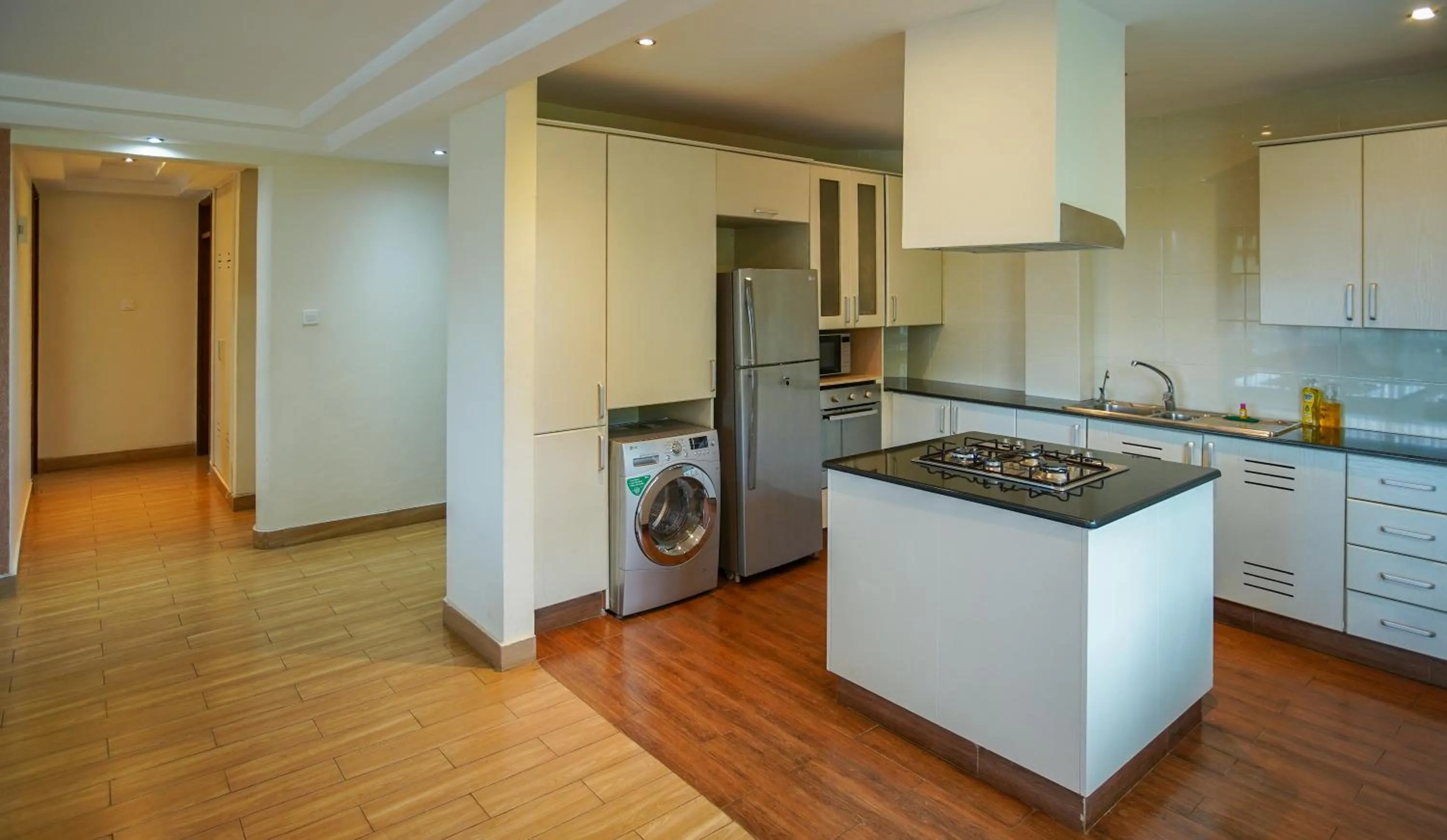 microwave in Warwick Centre