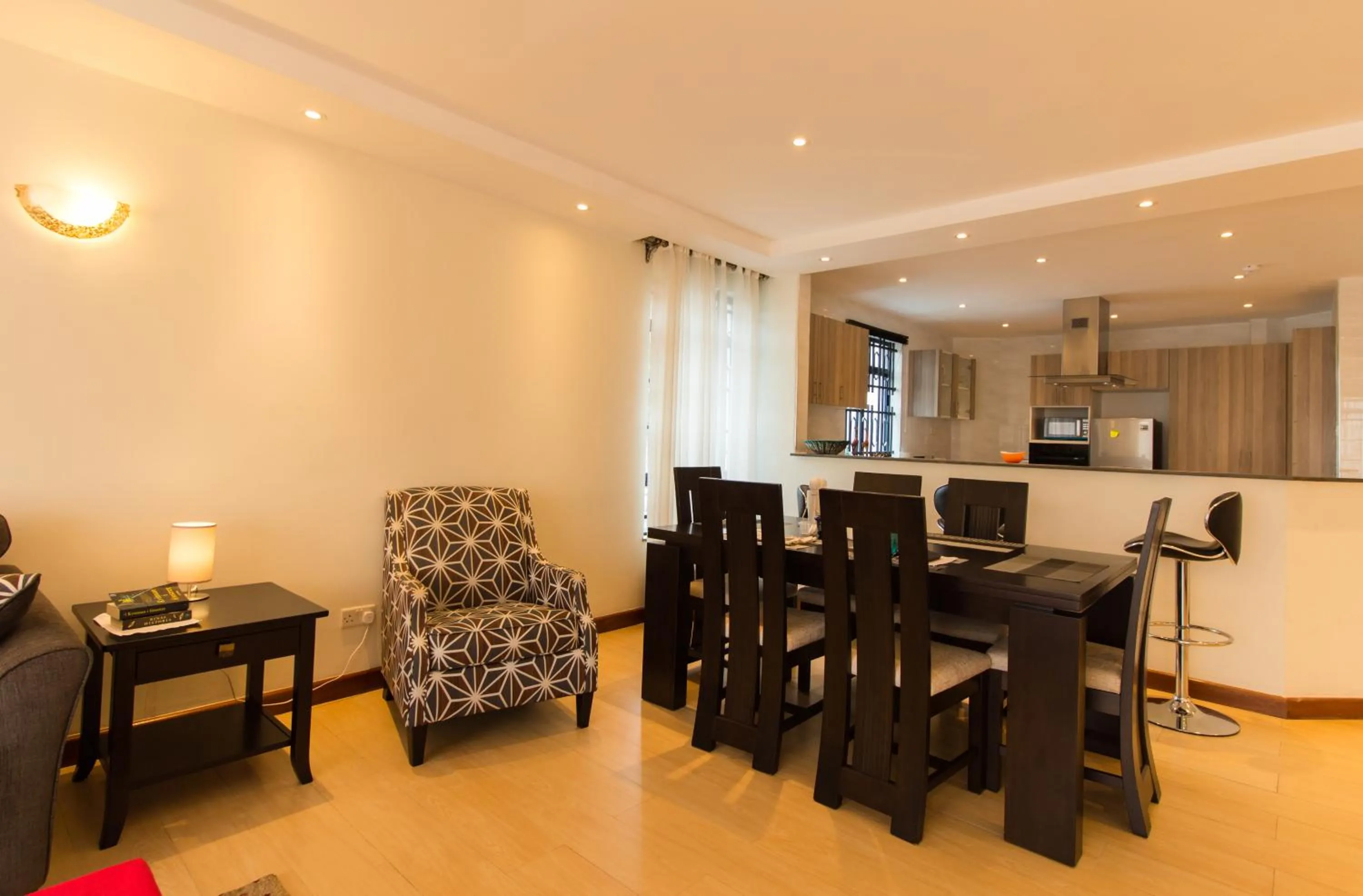 Kitchen or kitchenette in Warwick Centre