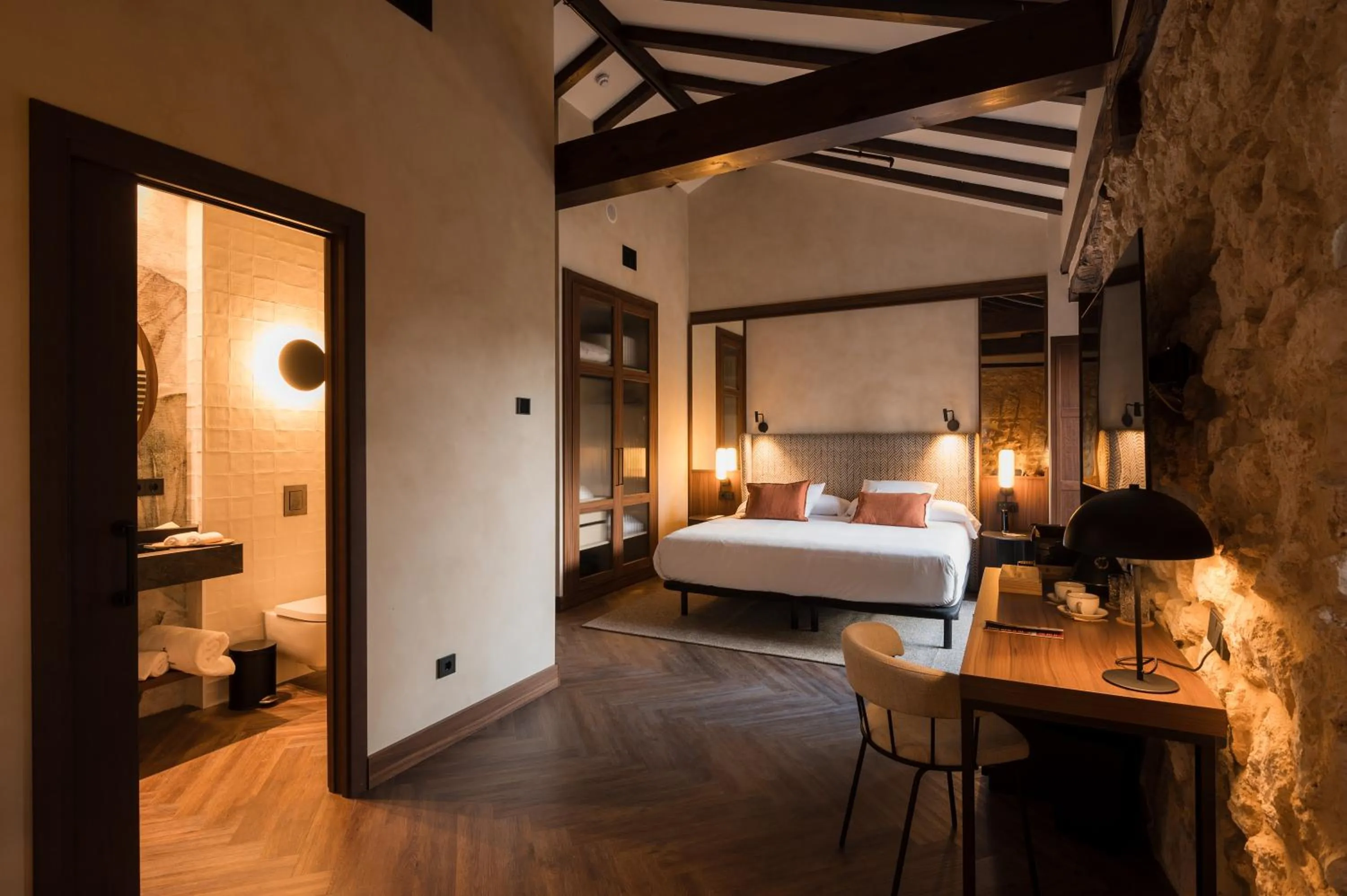 Decorative detail, Bed in Castilla Termal Brihuega