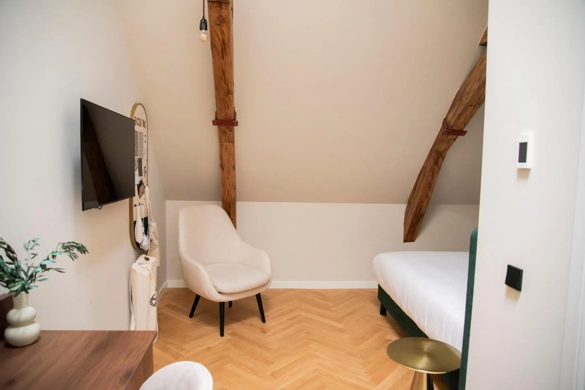 Bedroom, Bed in Bob W Oosterpark